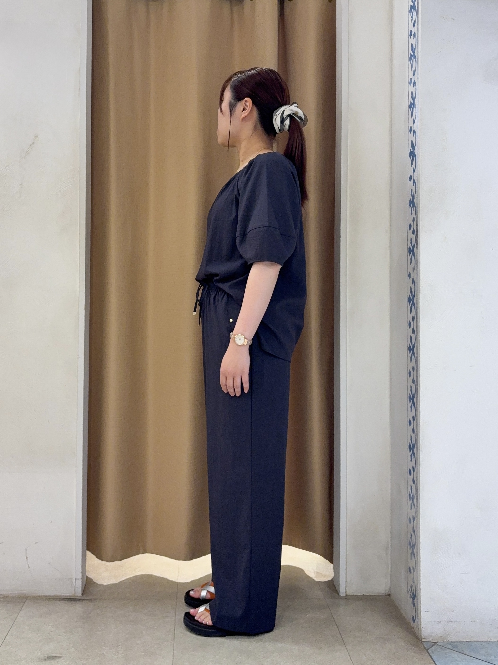 SO(R)Aさんの「SHOO･LA･RUE｜【S-LL/洗濯機可/セットアップ可】軽凛(かろりん) タックブラウス」を使ったコーディネート