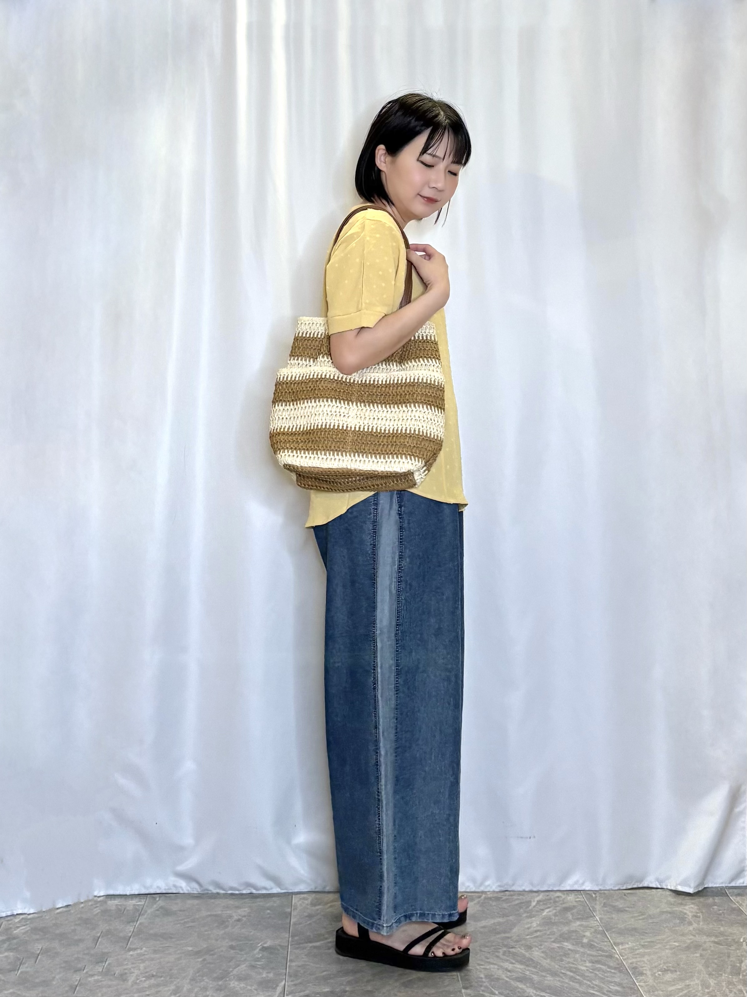 ネリさんの「SHOO･LA･RUE｜【洗濯後しわになりにくい/体型カバー】ドビードットで上品に ドルマントップス」を使ったコーディネート