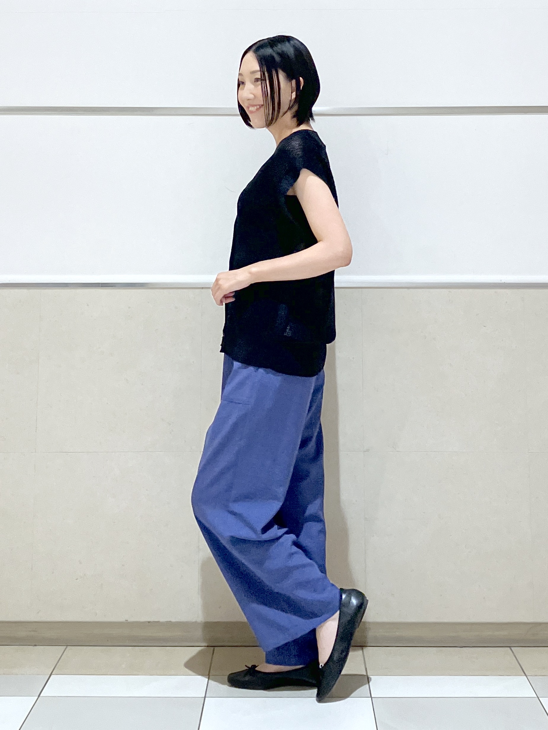 eriko さんの「Dessin｜【洗える】ペーパー混ニットベスト」を使ったコーディネート