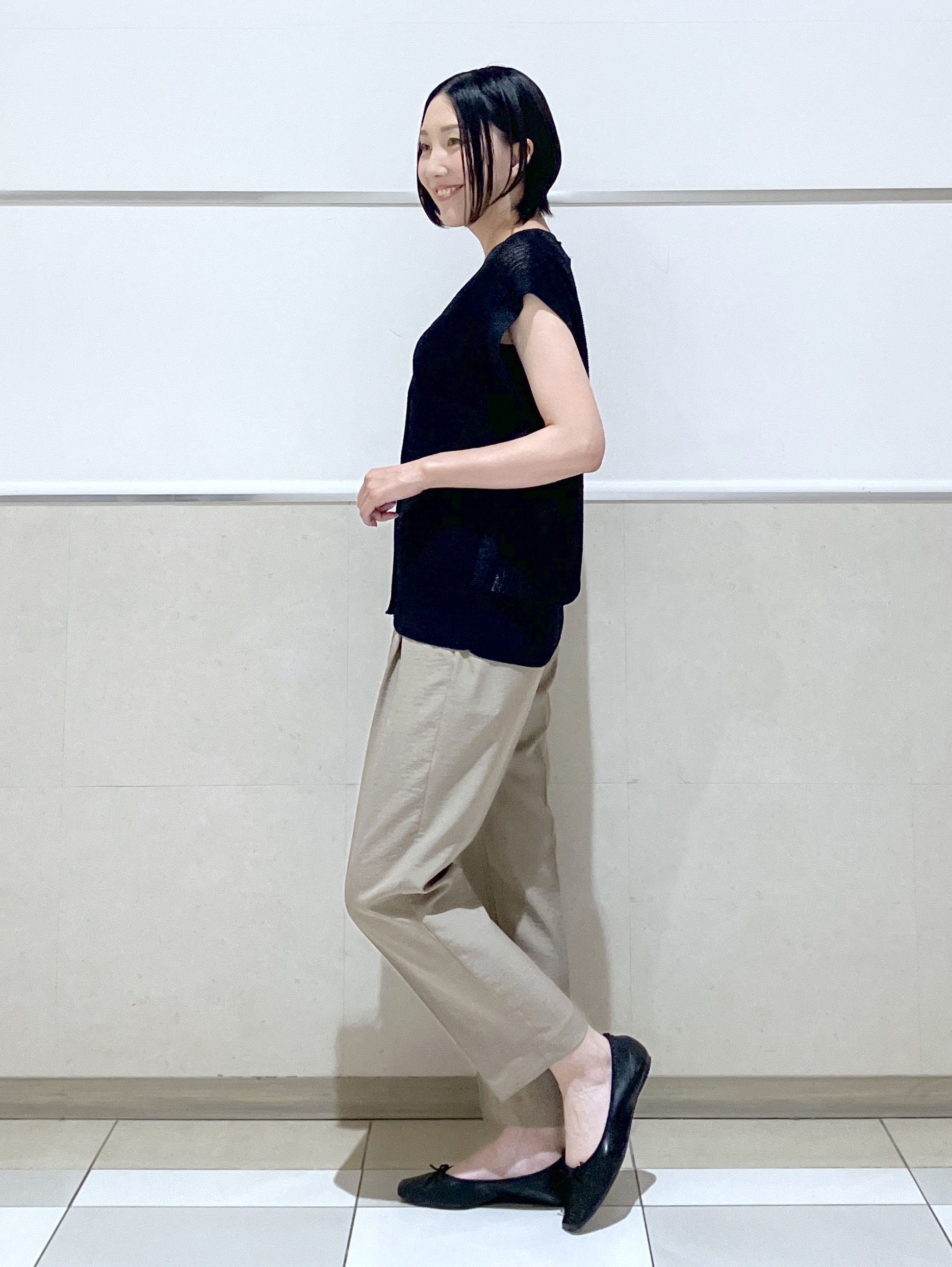eriko さんの「Dessin｜【洗える】ペーパー混ニットベスト」を使ったコーディネート