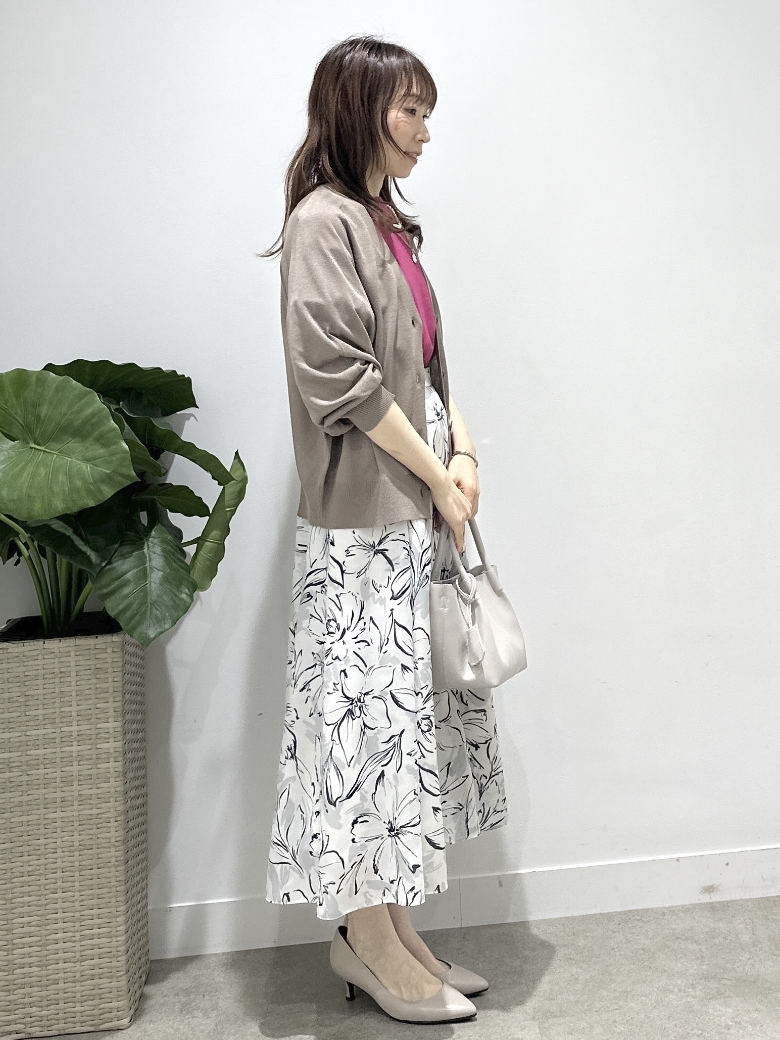Miwaさんの「UNTITLED｜【汗染み防止/接触冷感】ランタンスリーブプルオーバー」を使ったコーディネート