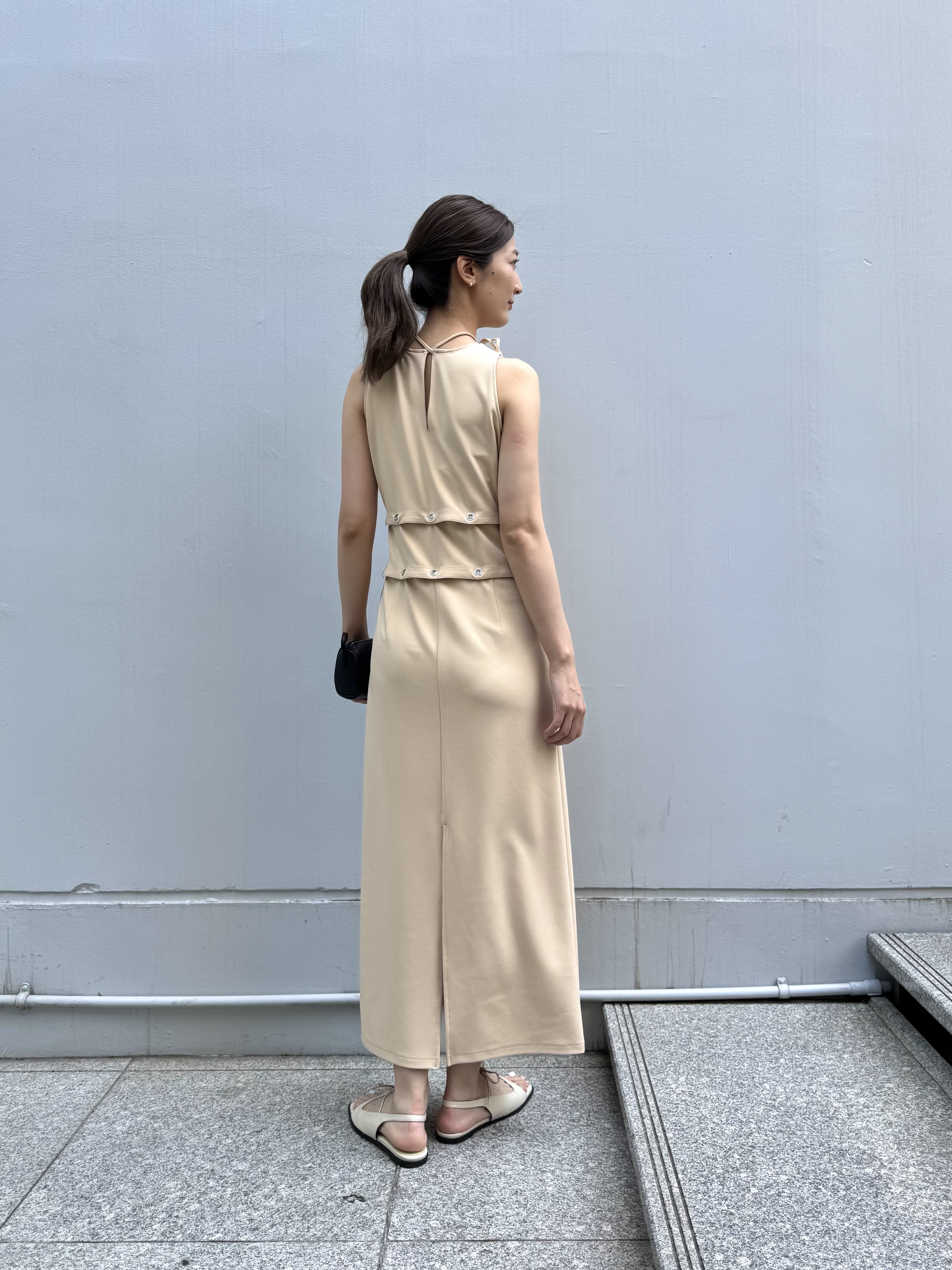 uchi__yamaさんの「CODE A｜modular split dress」を使ったコーディネート