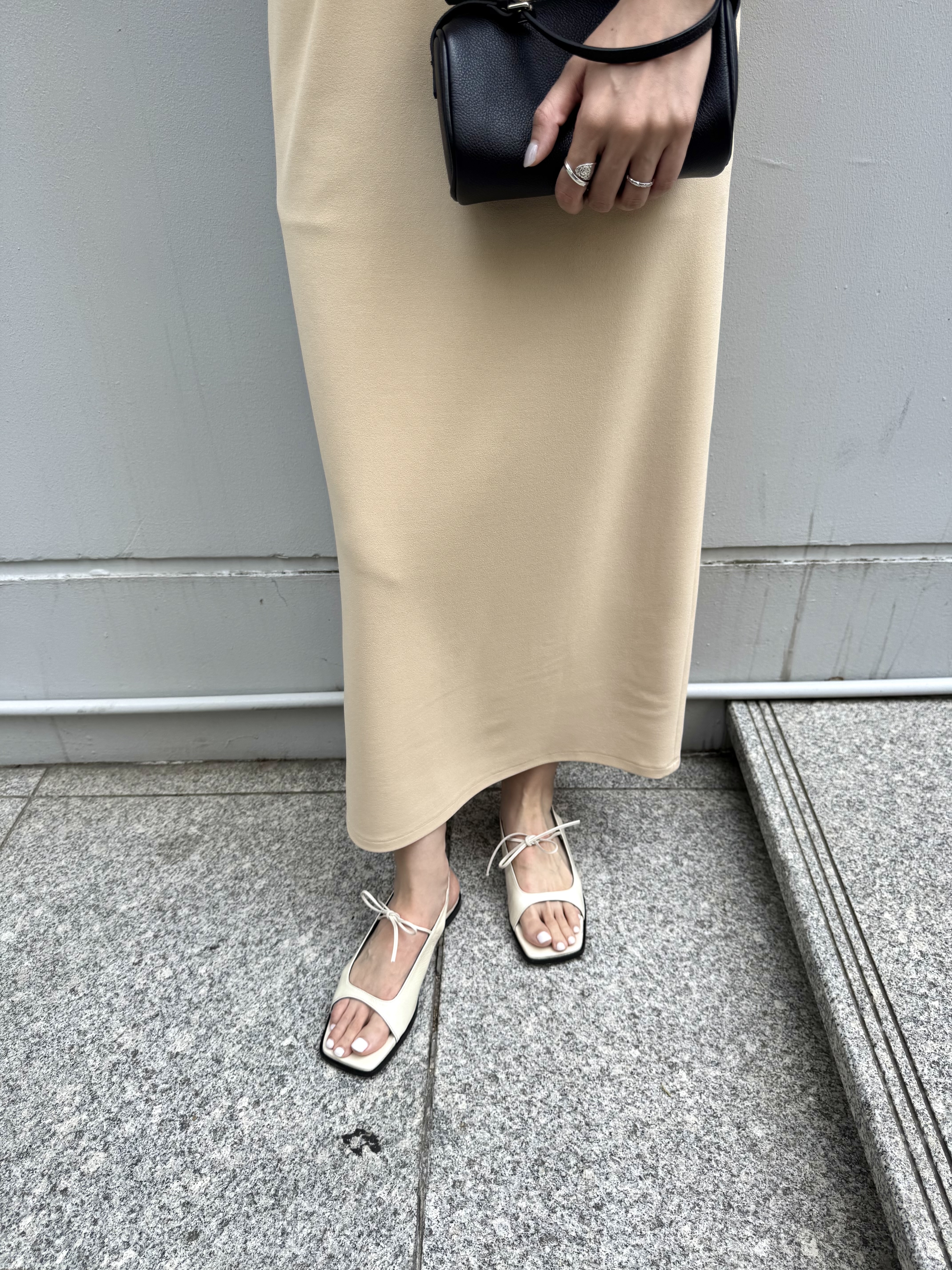 uchi__yamaさんの「CODE A｜modular split dress」を使ったコーディネート