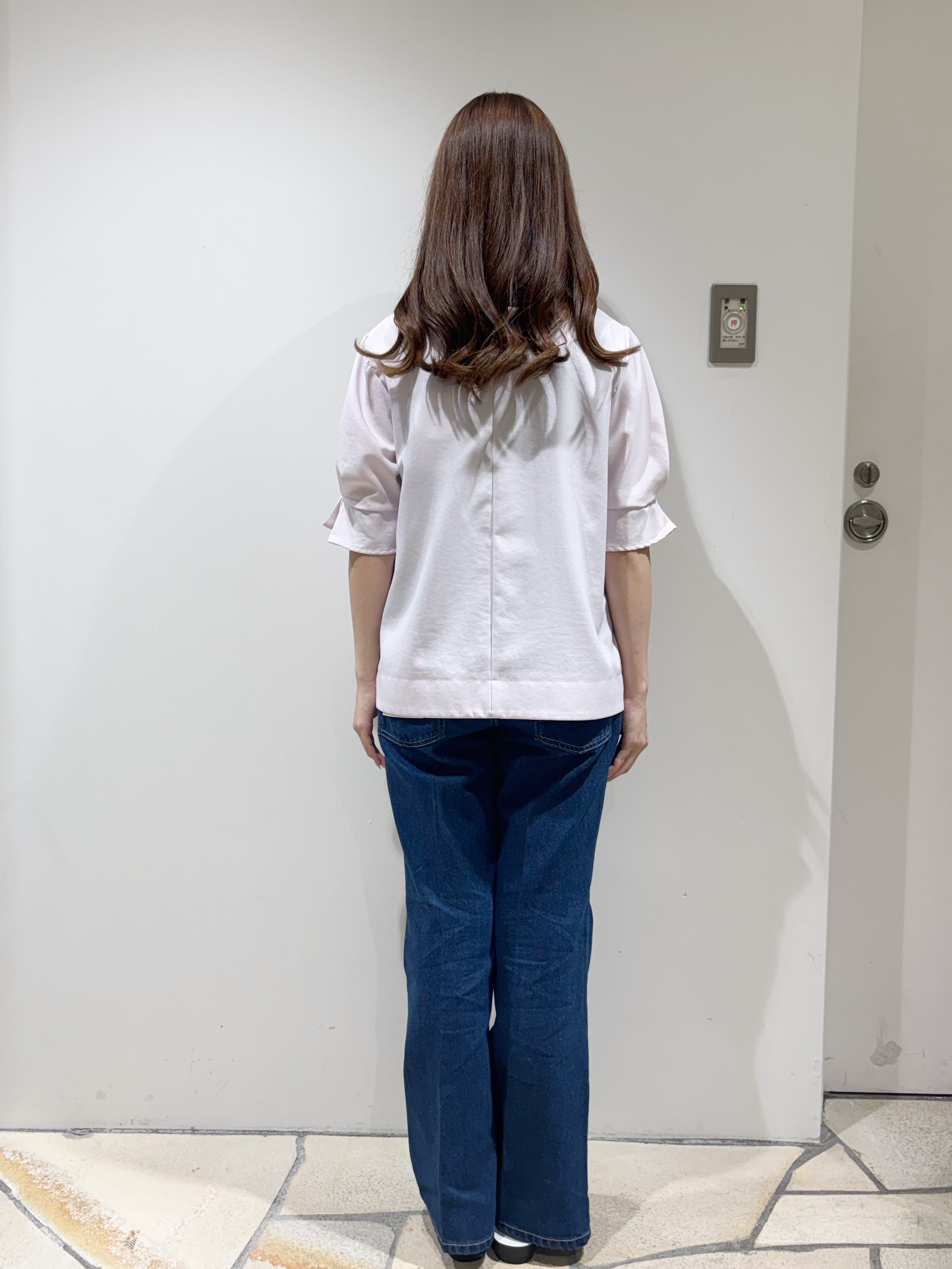 みあたんさんの「index｜【接触冷感／吸水速乾】タックパフスリーブブラウス《防シワ／洗濯機OK／XS～3L／8col》」を使ったコーディネート