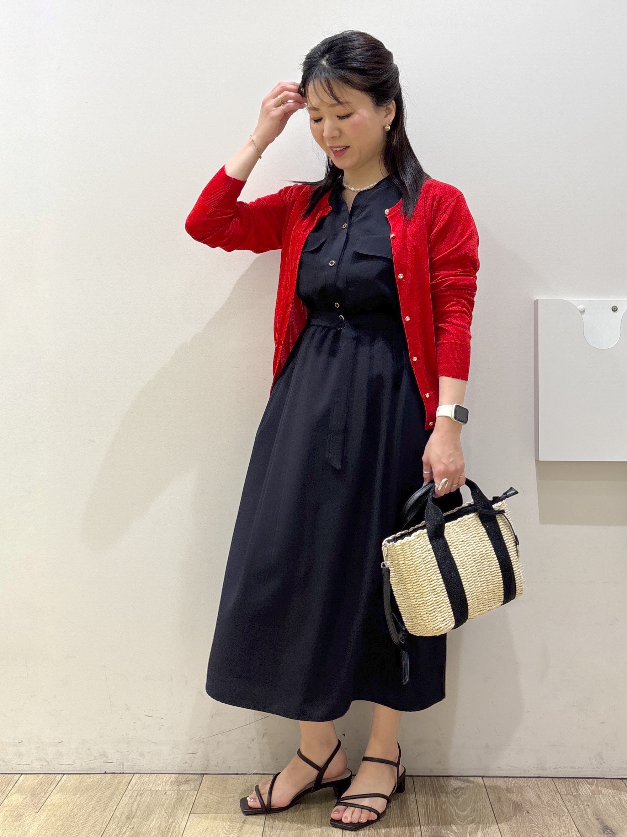 mameさんの「index｜【接触冷感】ビジューボタンカーディガン《抗ピリング／洗濯機OK》」を使ったコーディネート