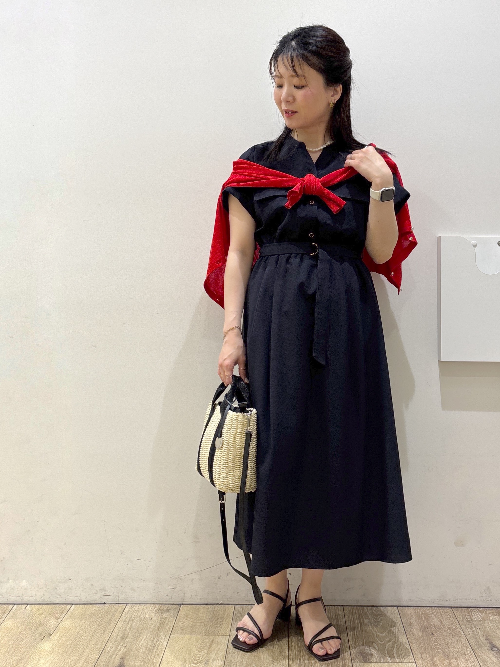 mameさんの「index｜【接触冷感】ビジューボタンカーディガン《抗ピリング／洗濯機OK》」を使ったコーディネート