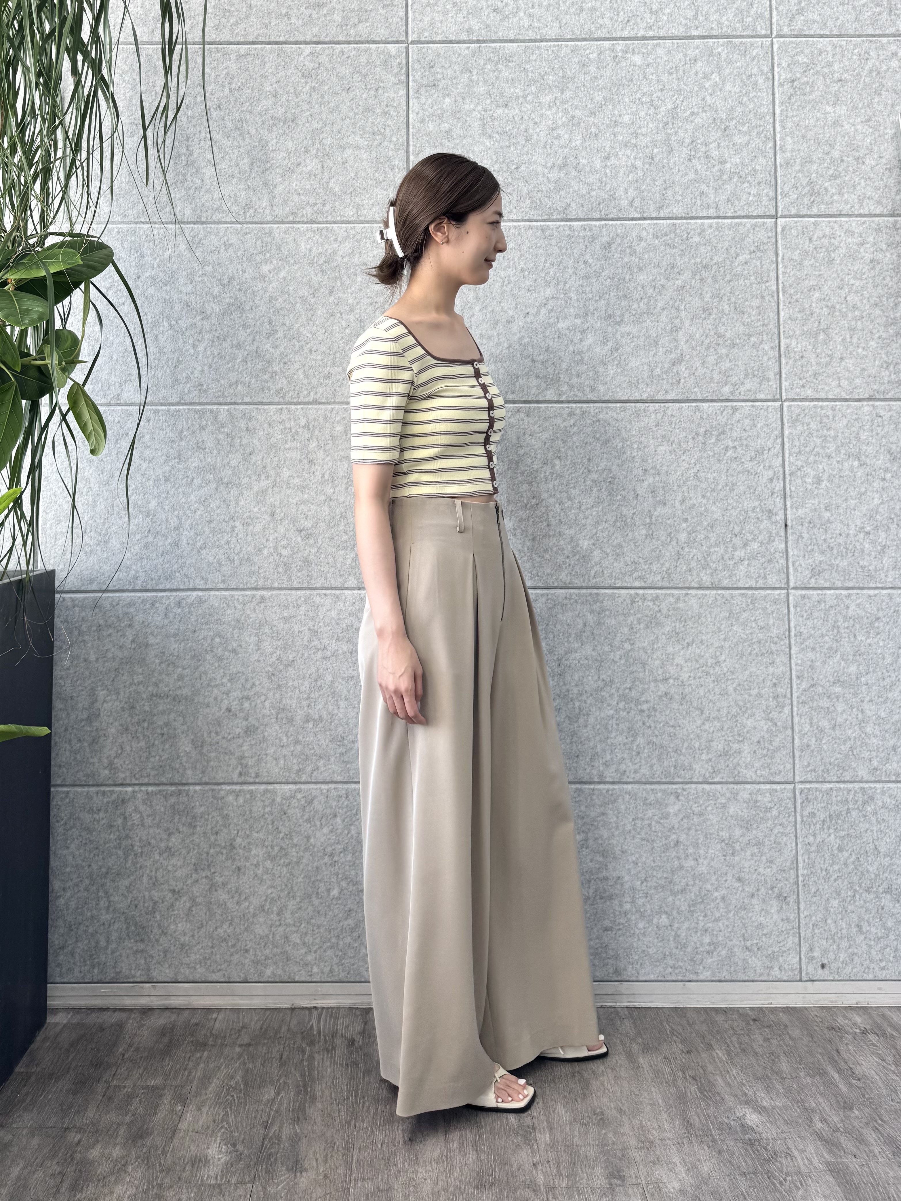 uchi__yamaさんの「CODE A｜zip wide pants」を使ったコーディネート