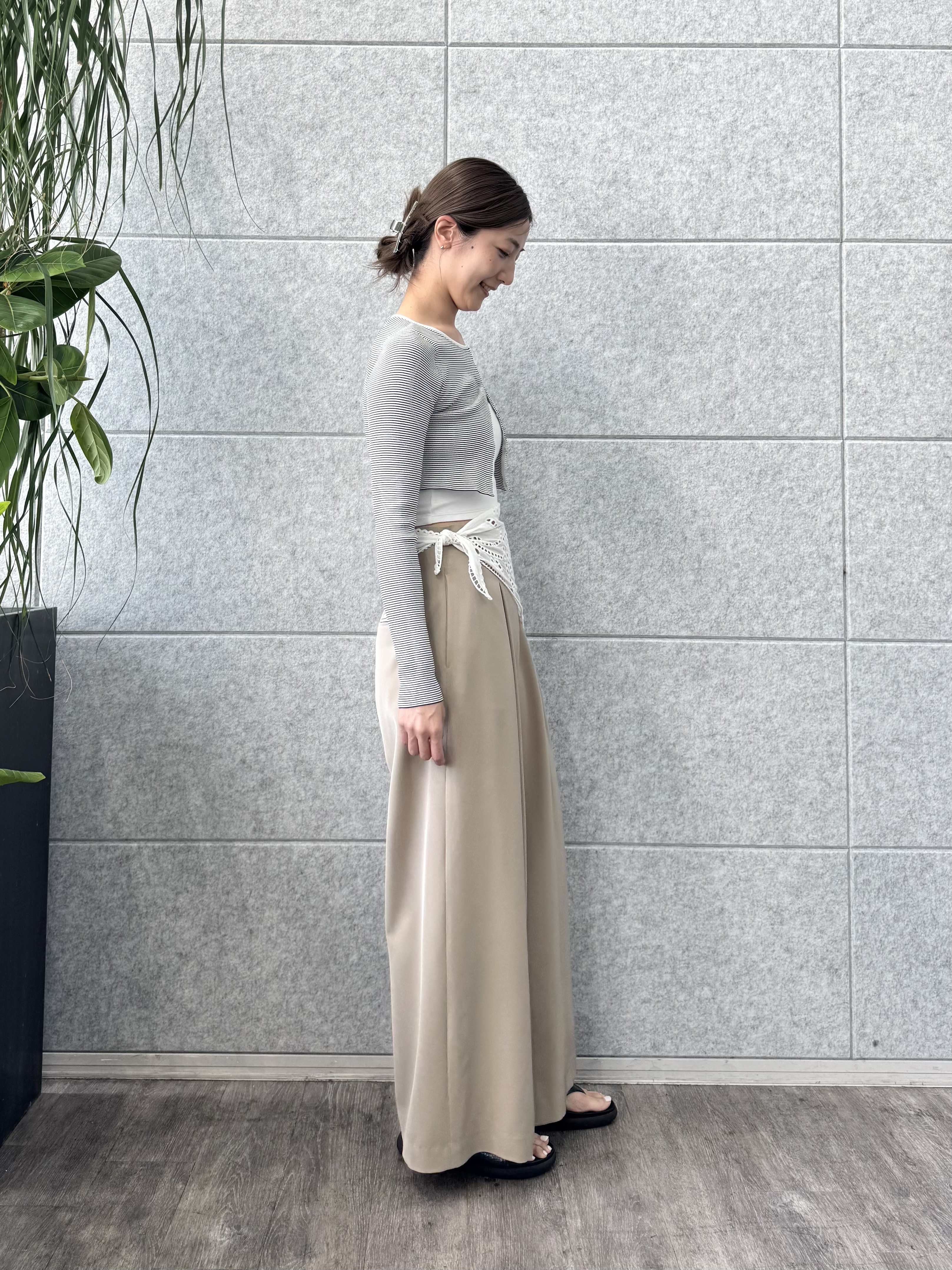 uchi__yamaさんの「CODE A｜zip wide pants」を使ったコーディネート