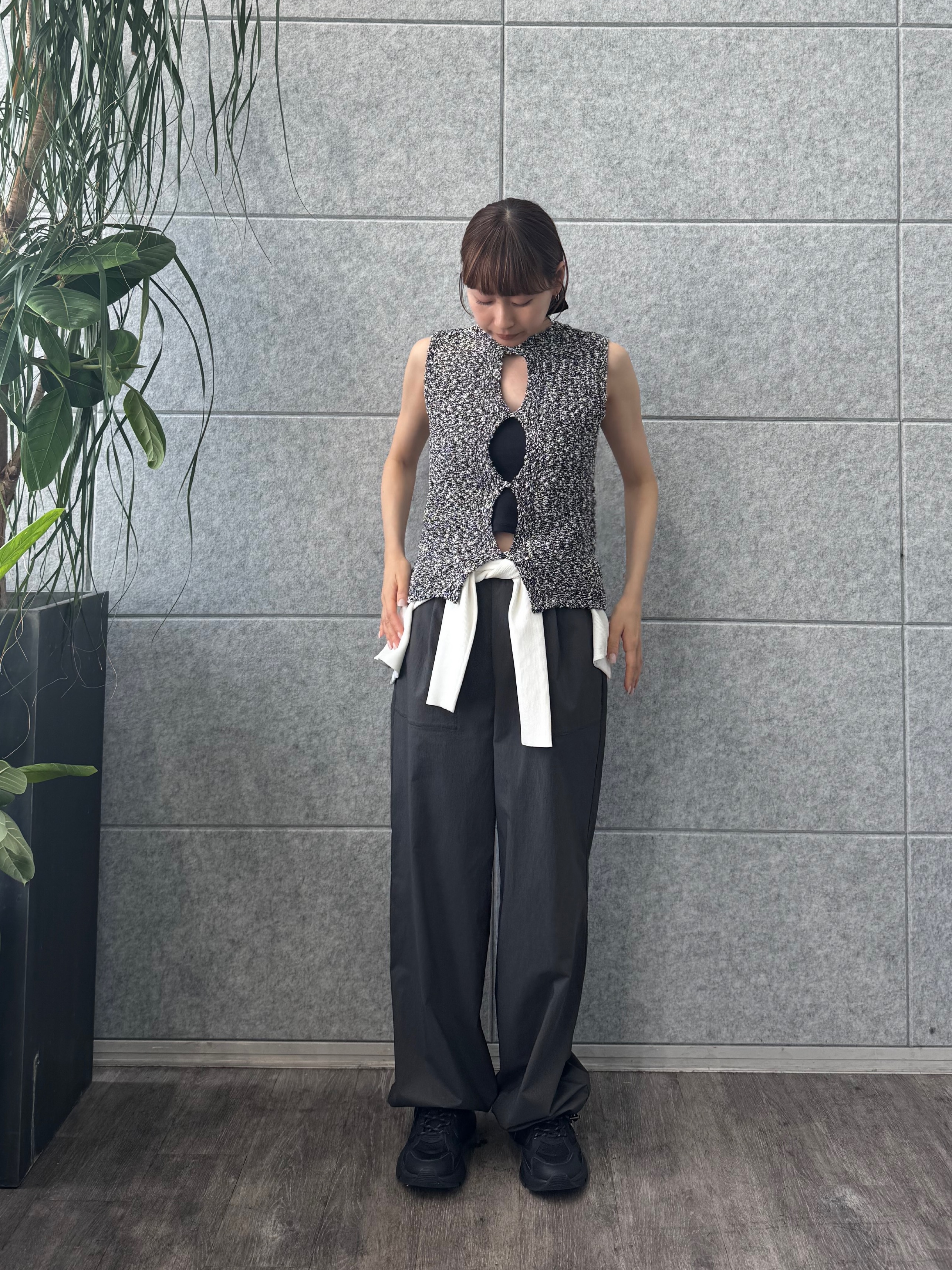 designer yukaさんの「CODE A｜cloudy open back tank」を使ったコーディネート