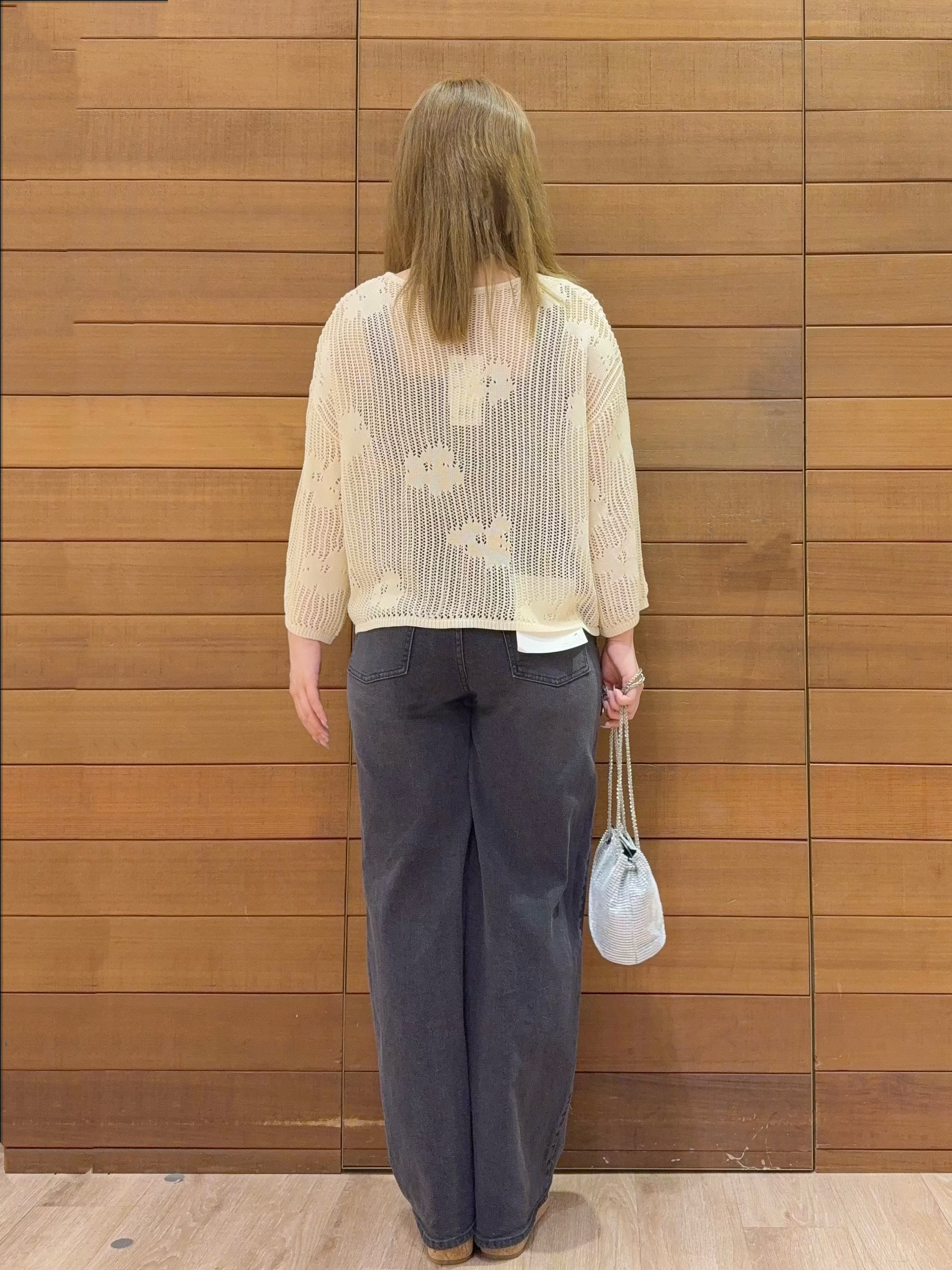 ぴのさんの「OPAQUE.CLIP｜フラワーモチーフメッシュニット【洗濯機OK】」を使ったコーディネート