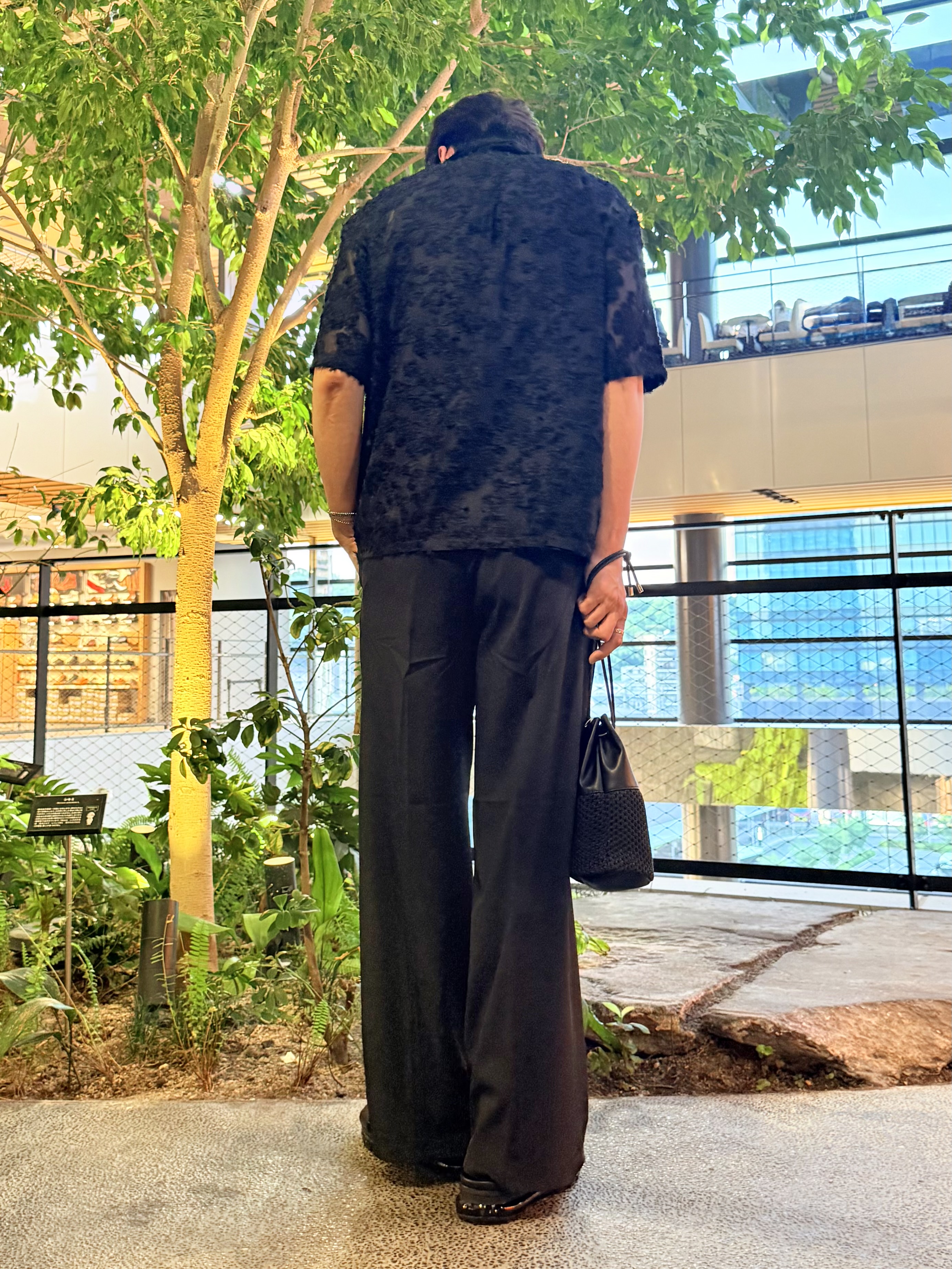 HARUさんの「tk.TAKEO KIKUCHI｜【26SSトレンドの商品】シアーフラワーシャツ/フラワーデザイン/通気性/レース/透け感/トレンド」を使ったコーディネート
