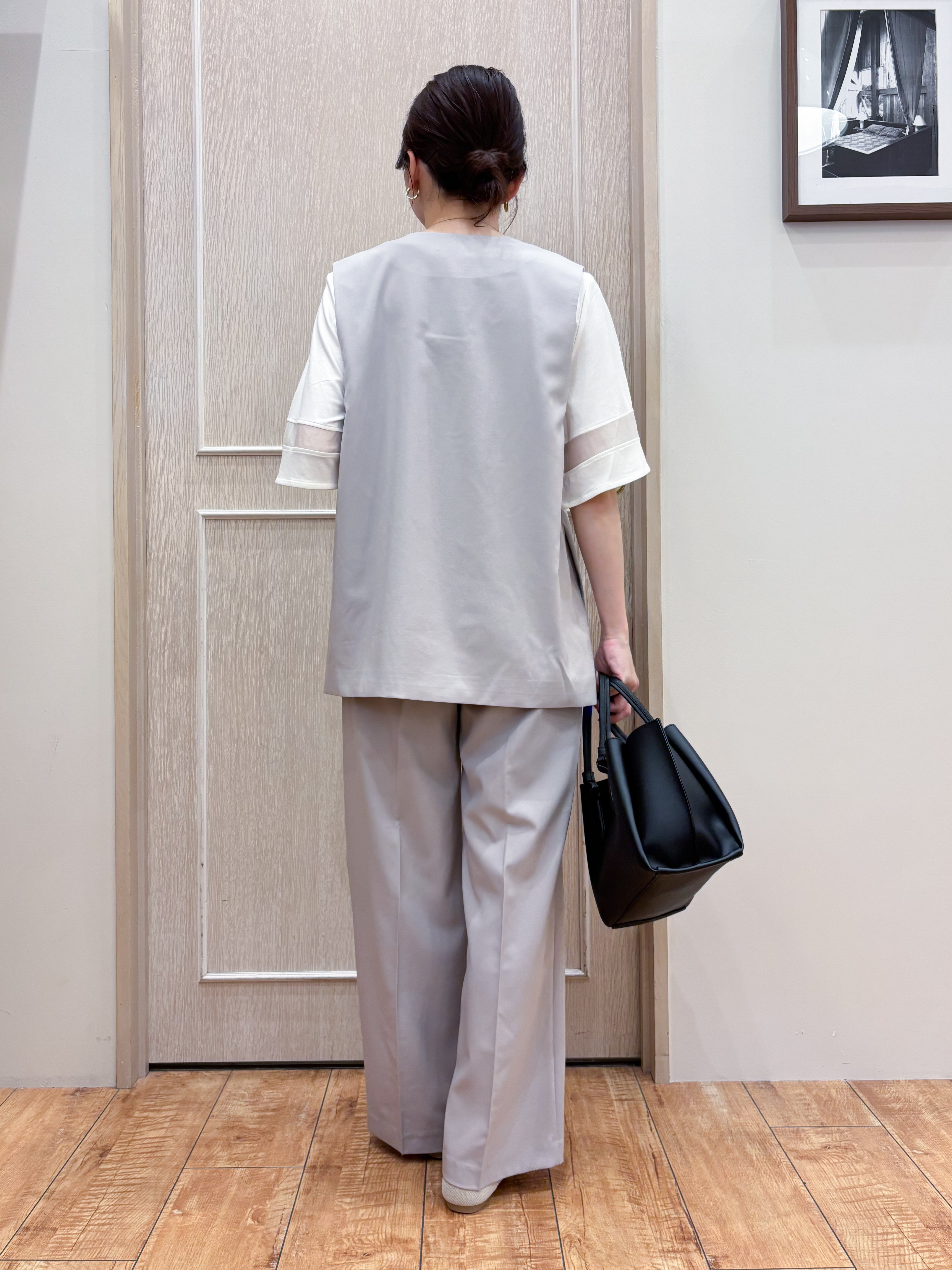 なみさんの「SHOO･LA･RUE｜【セットアップ可/洗濯後しわになりにくい/S-LL】シンプルで合わせやすい ノーカラージレ」を使ったコーディネート