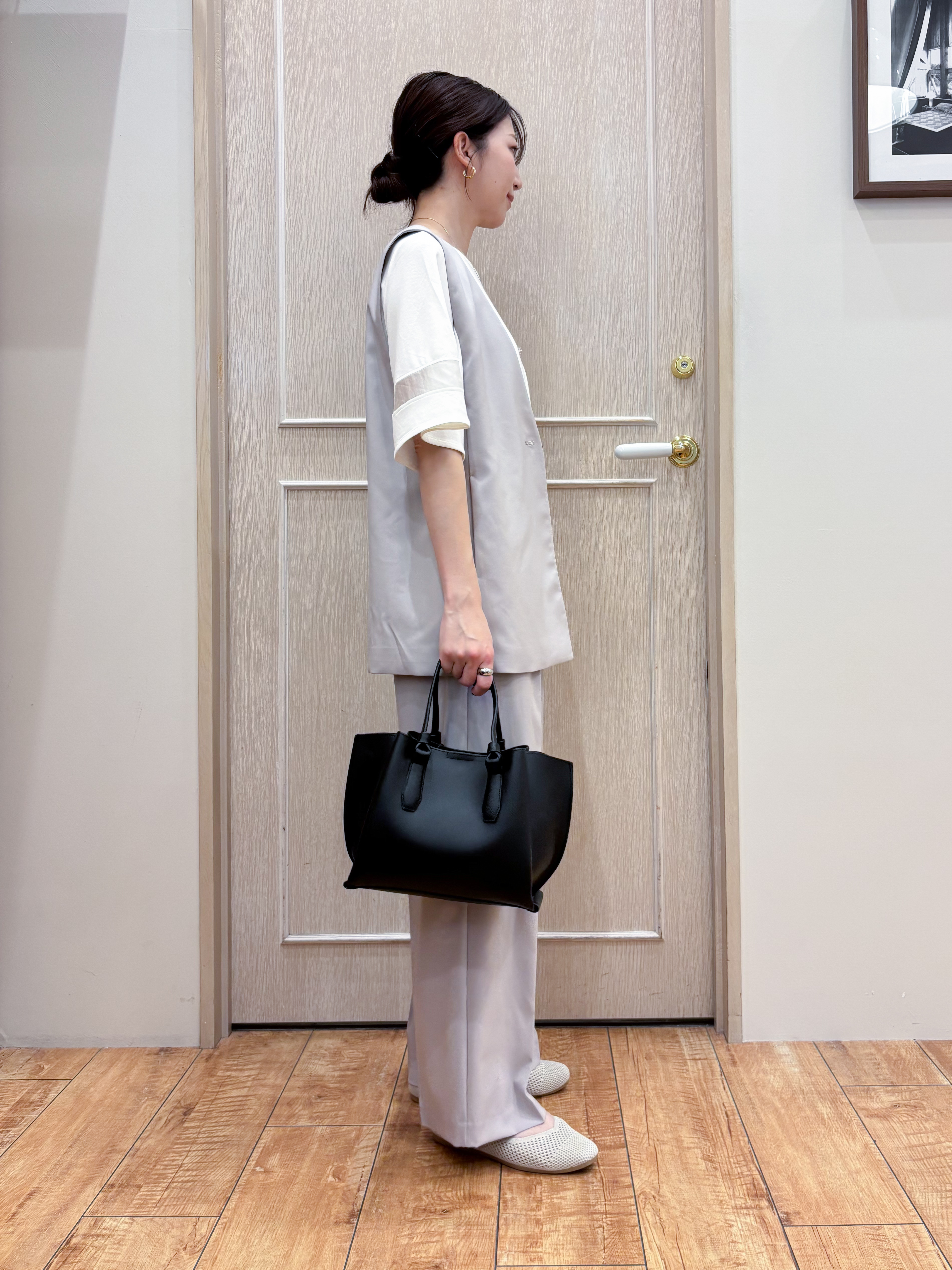 なみさんの「SHOO･LA･RUE｜【セットアップ可/洗濯後しわになりにくい/S-LL】シンプルで合わせやすい ノーカラージレ」を使ったコーディネート