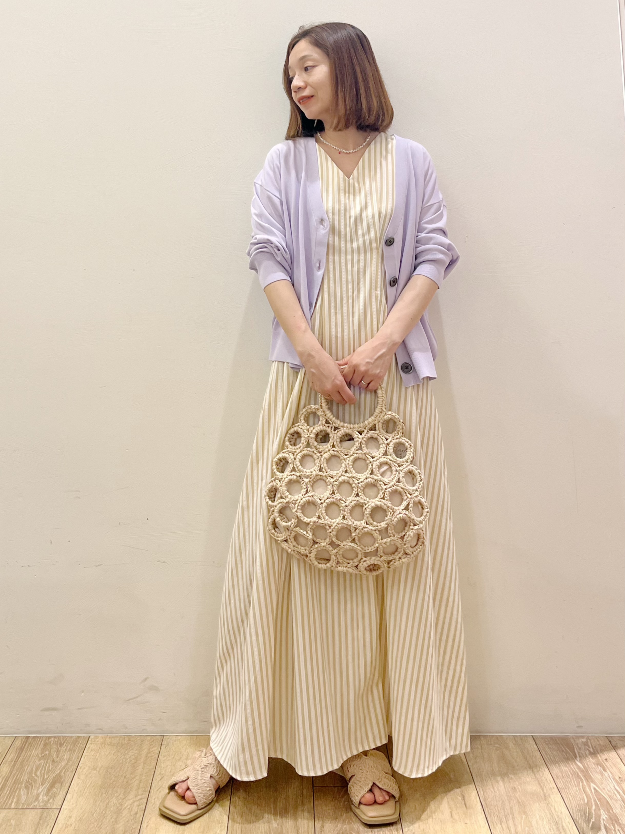 kcさんの「OPAQUE.CLIP｜【UV／接触冷感】Vネックリラクシーニットカーディガン《洗濯機OK／抗ピル》」を使ったコーディネート