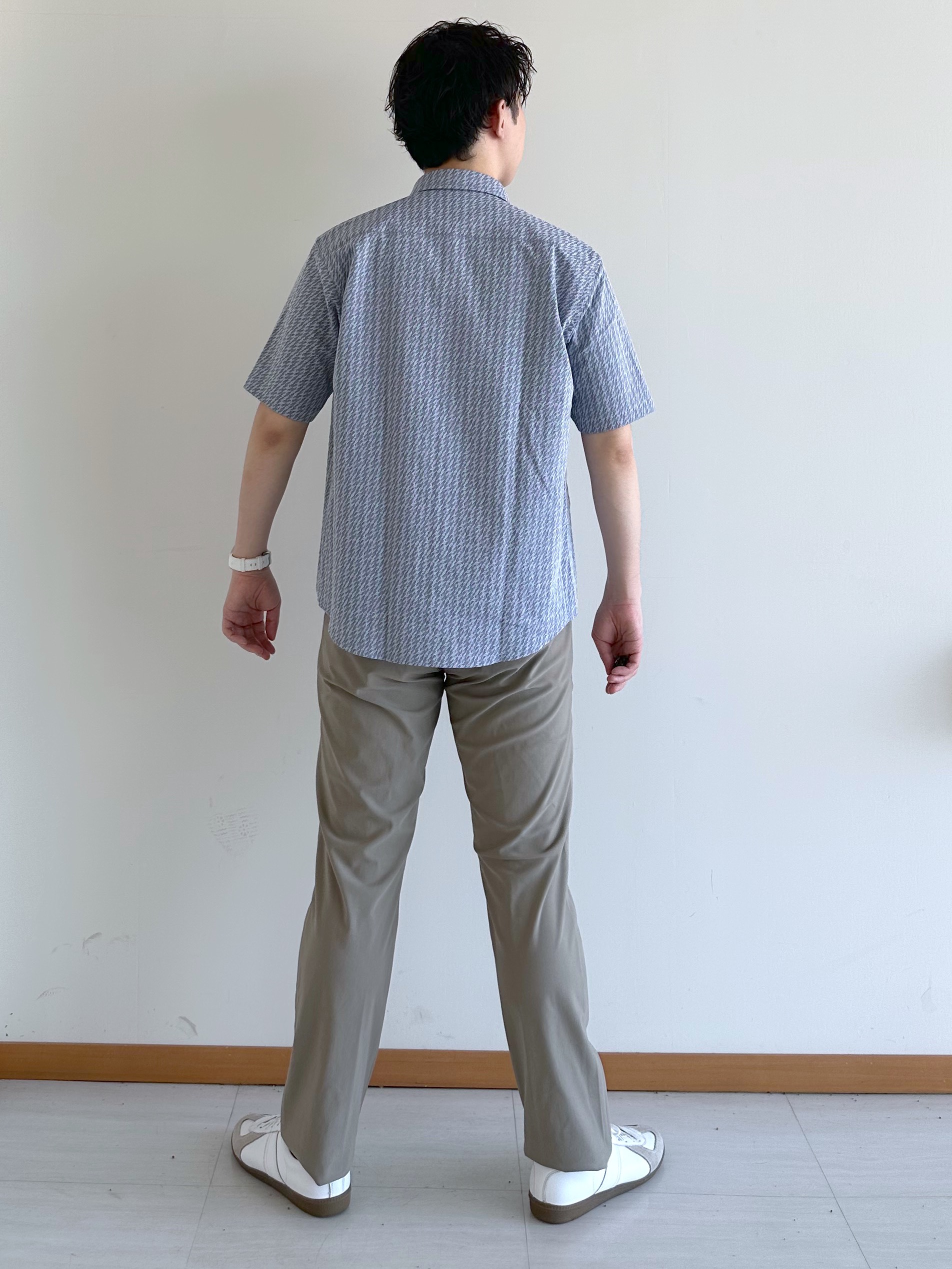 イッシーさんの「TAKEO KIKUCHI｜播州織り 千鳥 半袖シャツ」を使ったコーディネート