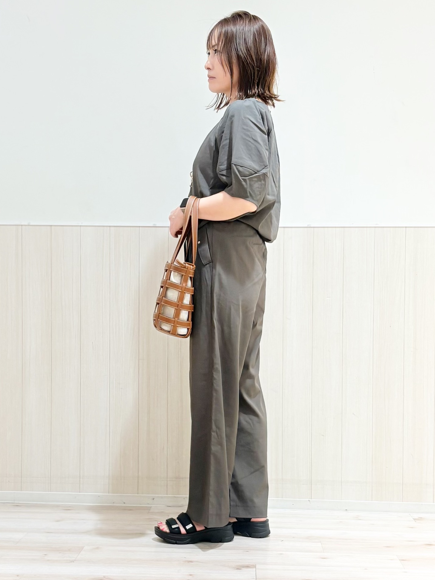 maasaさんの「SHOO･LA･RUE｜【S-LL/洗濯機可/セットアップ可】軽凛(かろりん) タックブラウス」を使ったコーディネート