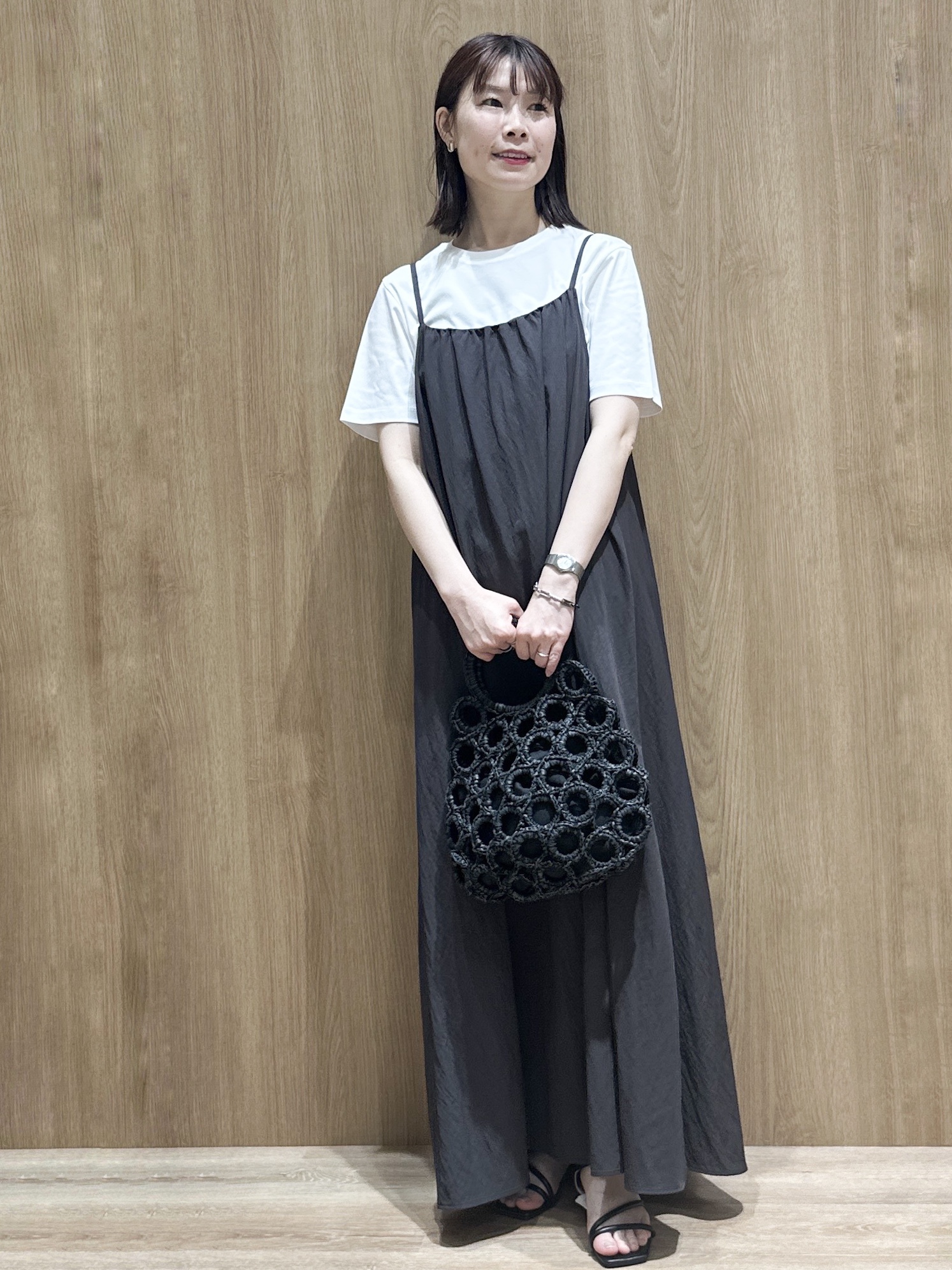 tomokoさんの「OPAQUE.CLIP｜オーガニックコットン混ベーシックTシャツ【洗濯機OK】《SS～LL》」を使ったコーディネート
