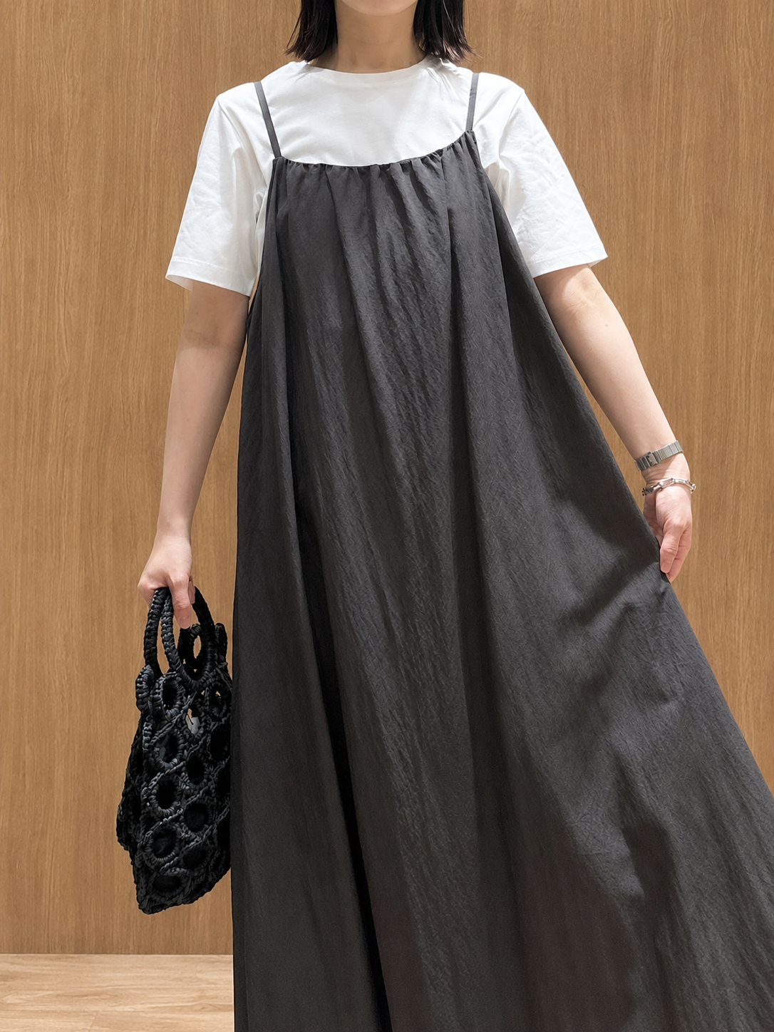tomokoさんの「OPAQUE.CLIP｜オーガニックコットン混ベーシックTシャツ【洗濯機OK】《SS～LL》」を使ったコーディネート
