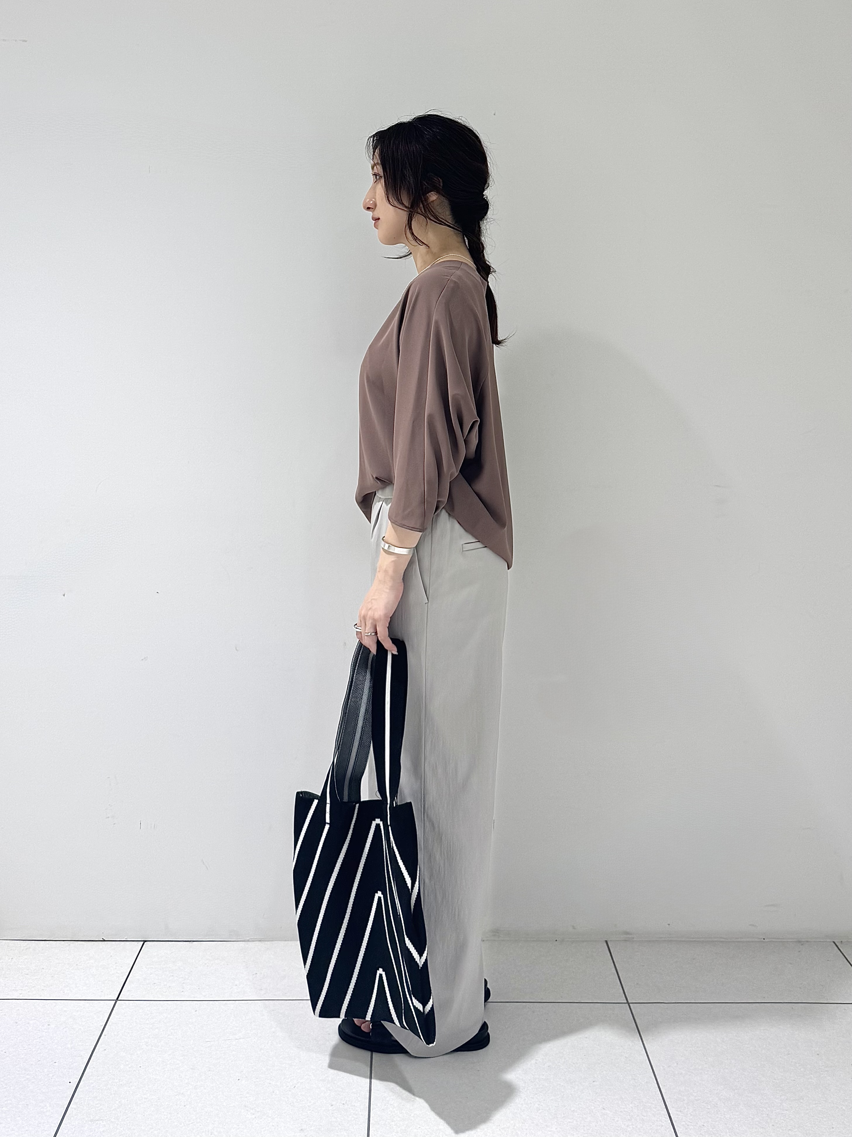 そんさんの「INDIVI｜【接触冷感／透湿／着る日傘】ドルマントップス」を使ったコーディネート