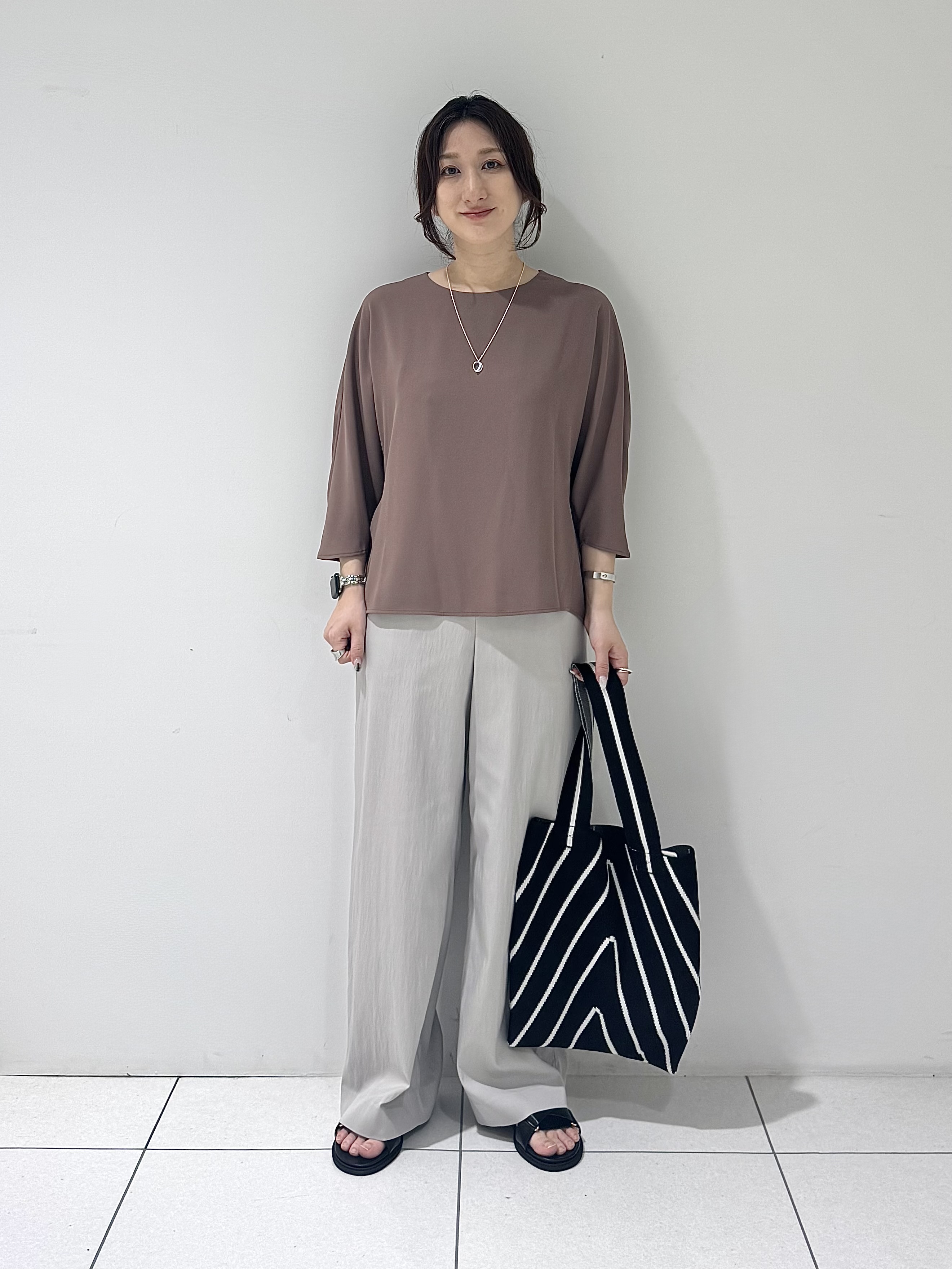 そんさんの「INDIVI｜【接触冷感／透湿／着る日傘】ドルマントップス」を使ったコーディネート