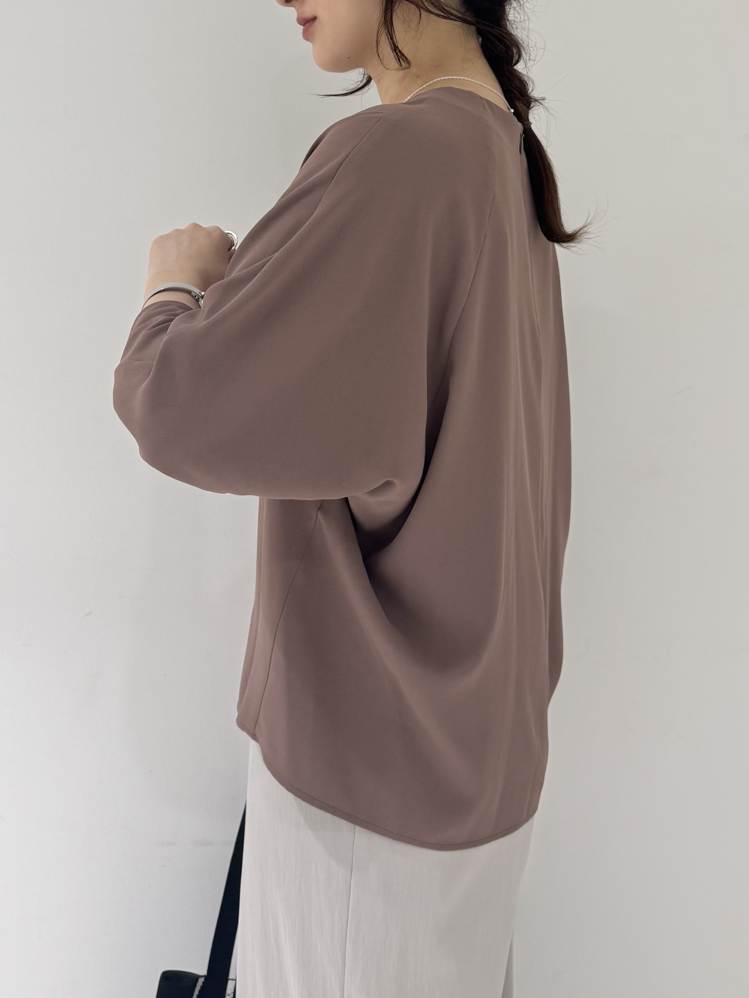 そんさんの「INDIVI｜【接触冷感／透湿／着る日傘】ドルマントップス」を使ったコーディネート