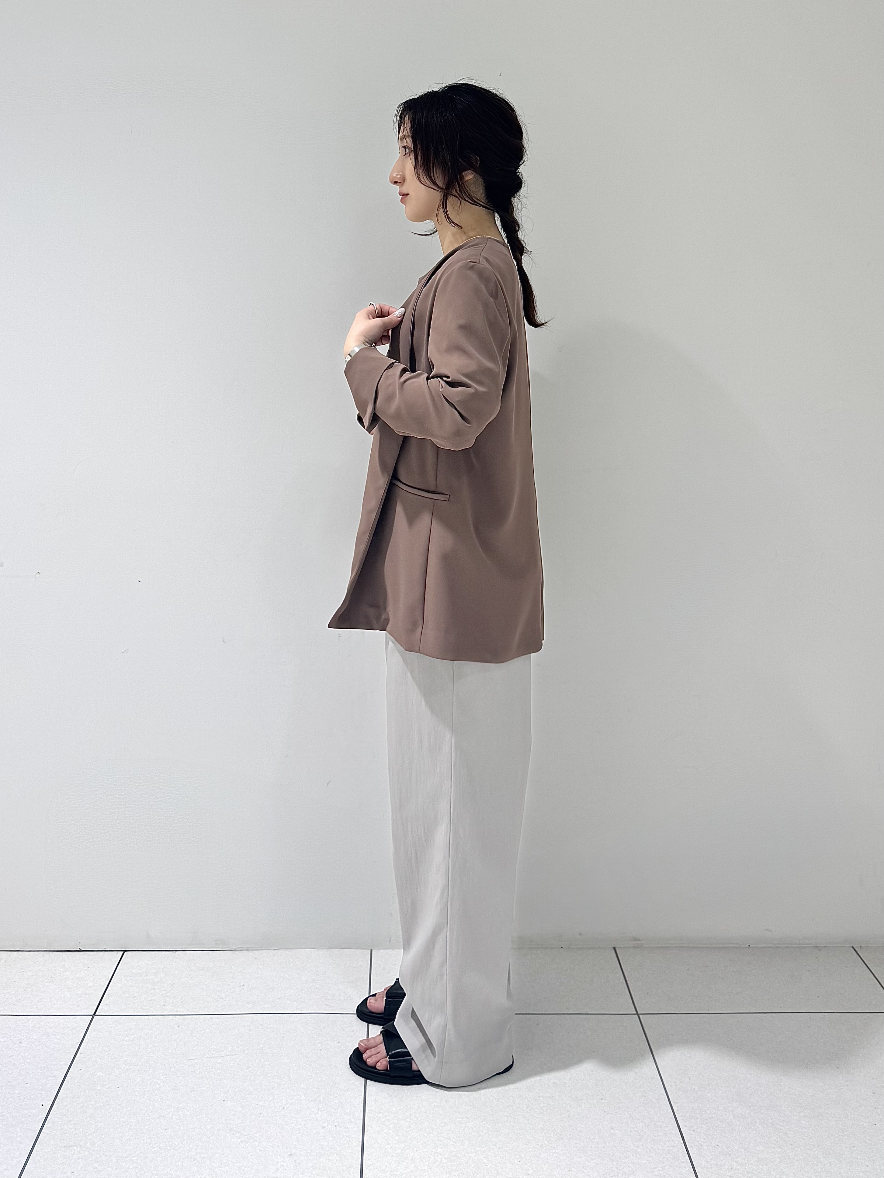 そんさんの「INDIVI｜【接触冷感／透湿／着る日傘】ノーカラージャケット」を使ったコーディネート