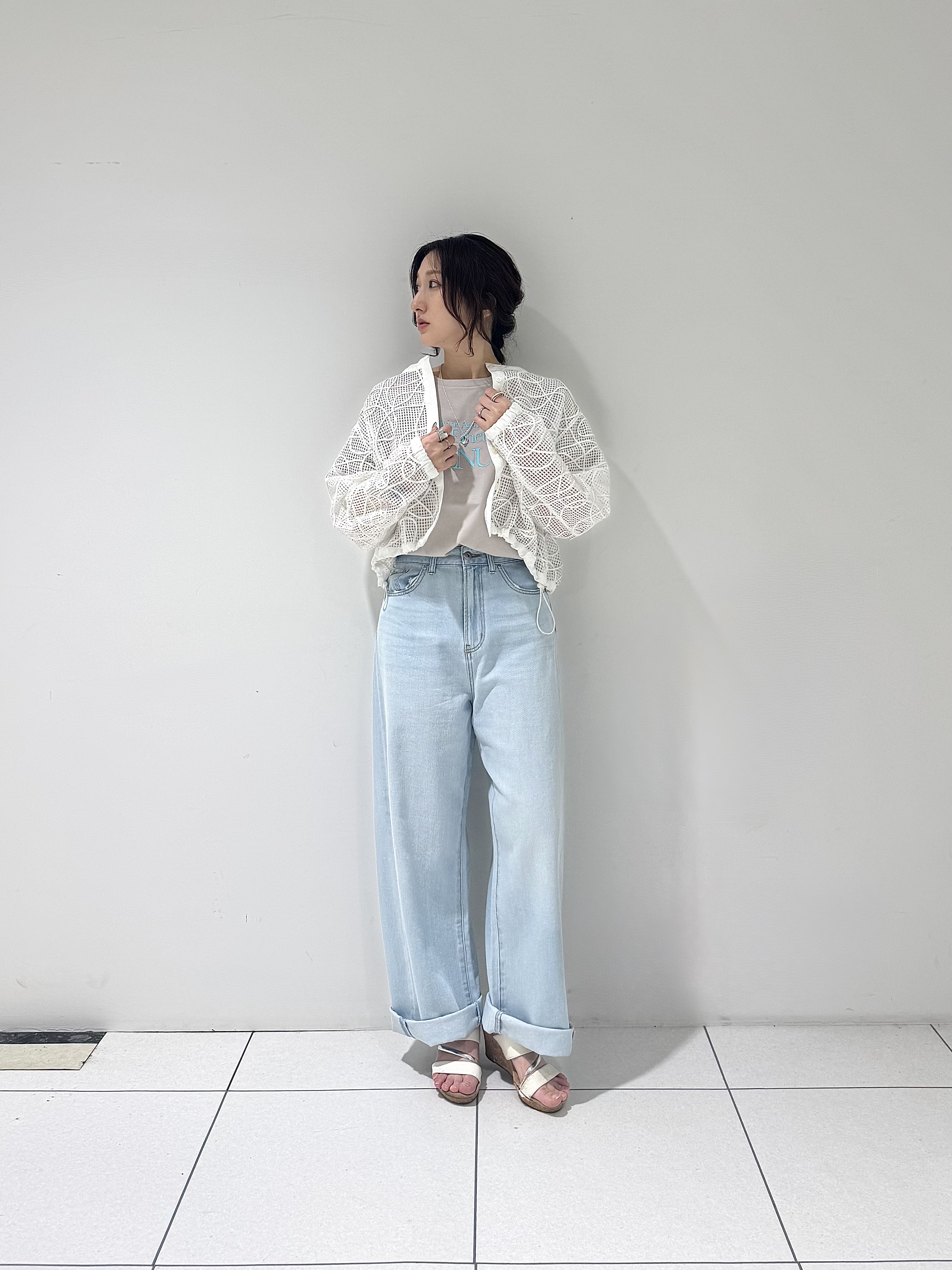 そんさんの「INDIVI｜アートメッシュブルゾン」を使ったコーディネート