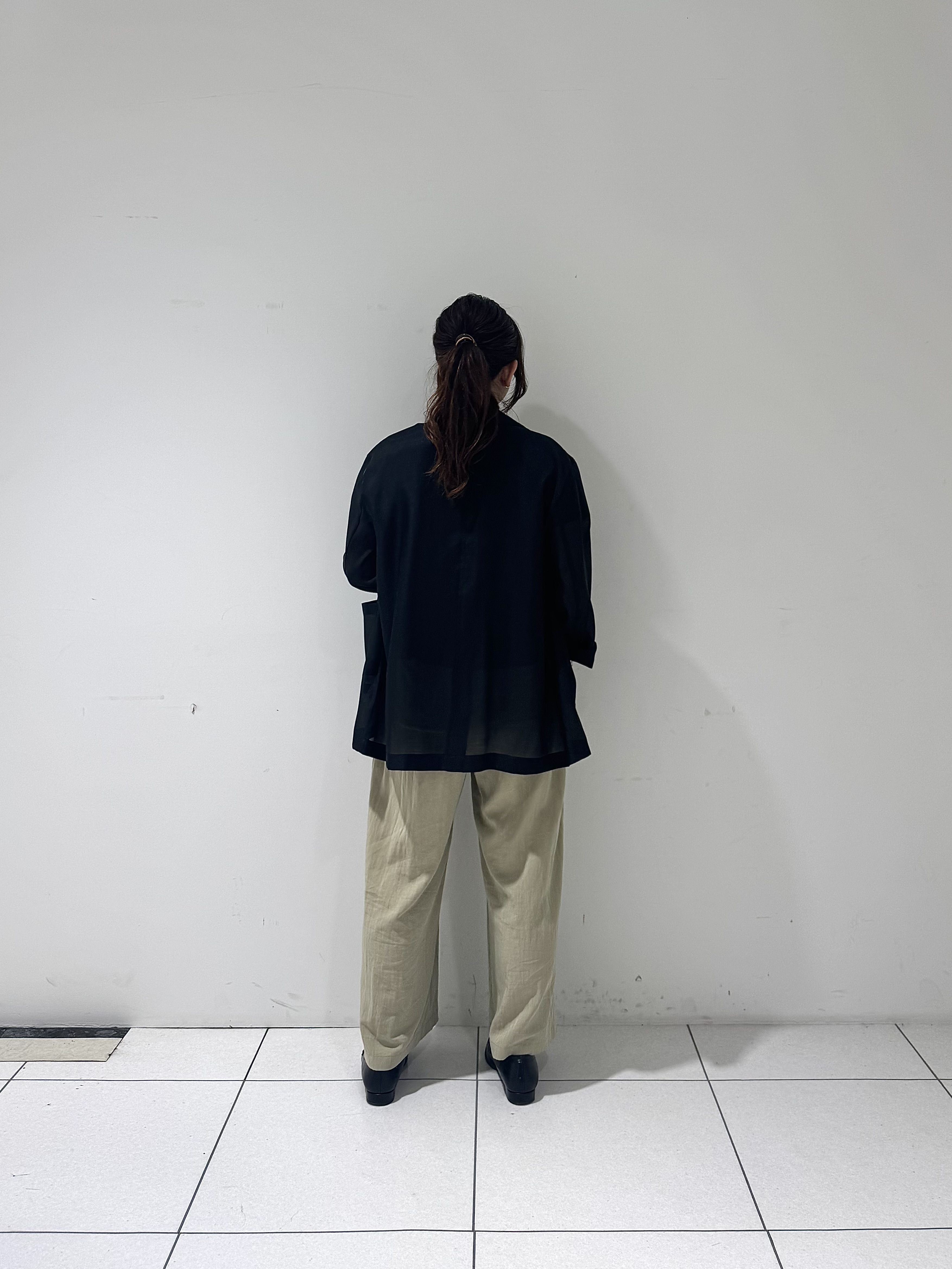 そんさんの「INDIVI｜【接触冷感/通気性】シアーシャツジャケット」を使ったコーディネート