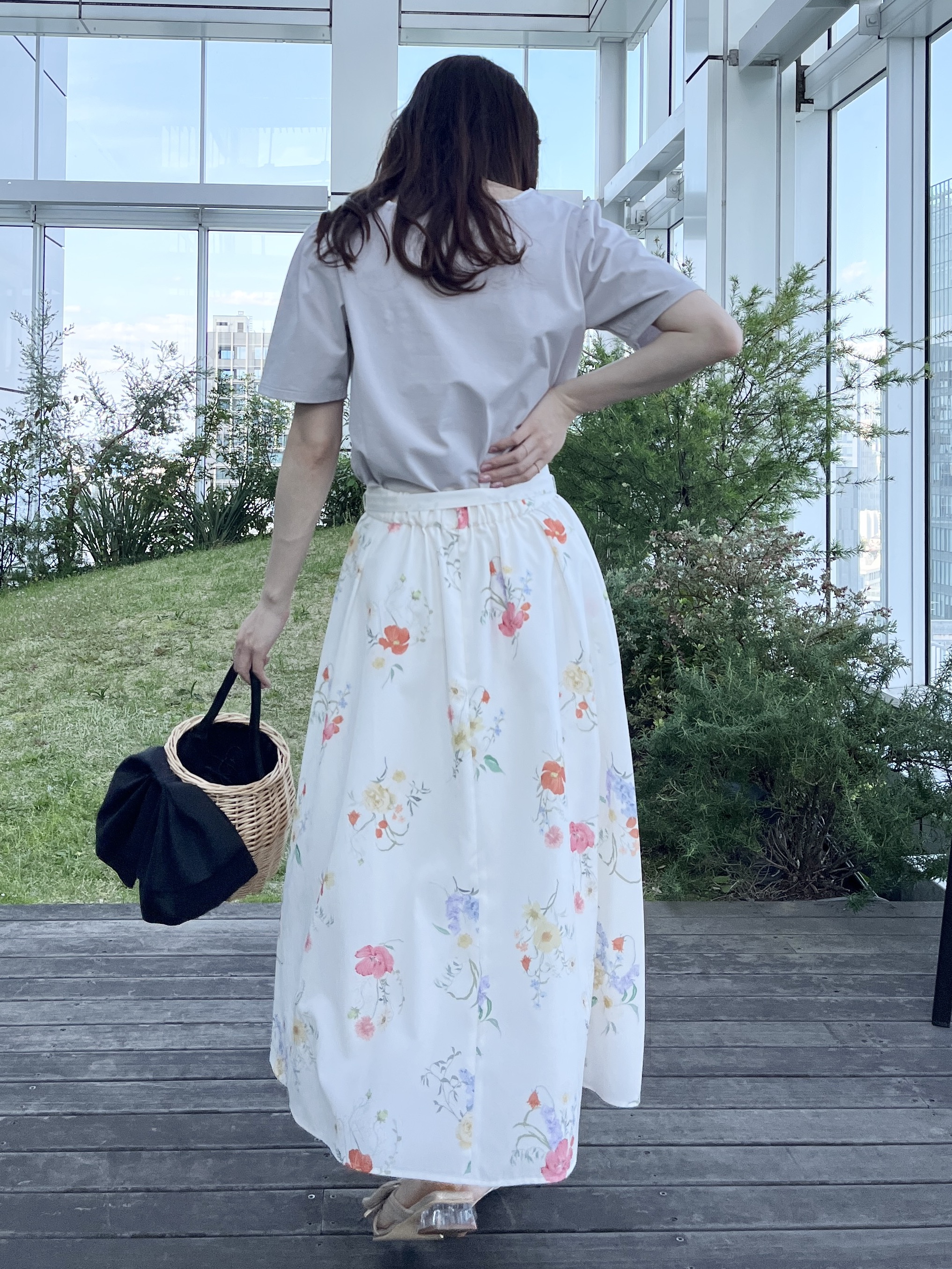はばさんの「Couture brooch｜【接触冷感・UVカット・洗える】マリンコードTシャツ」を使ったコーディネート