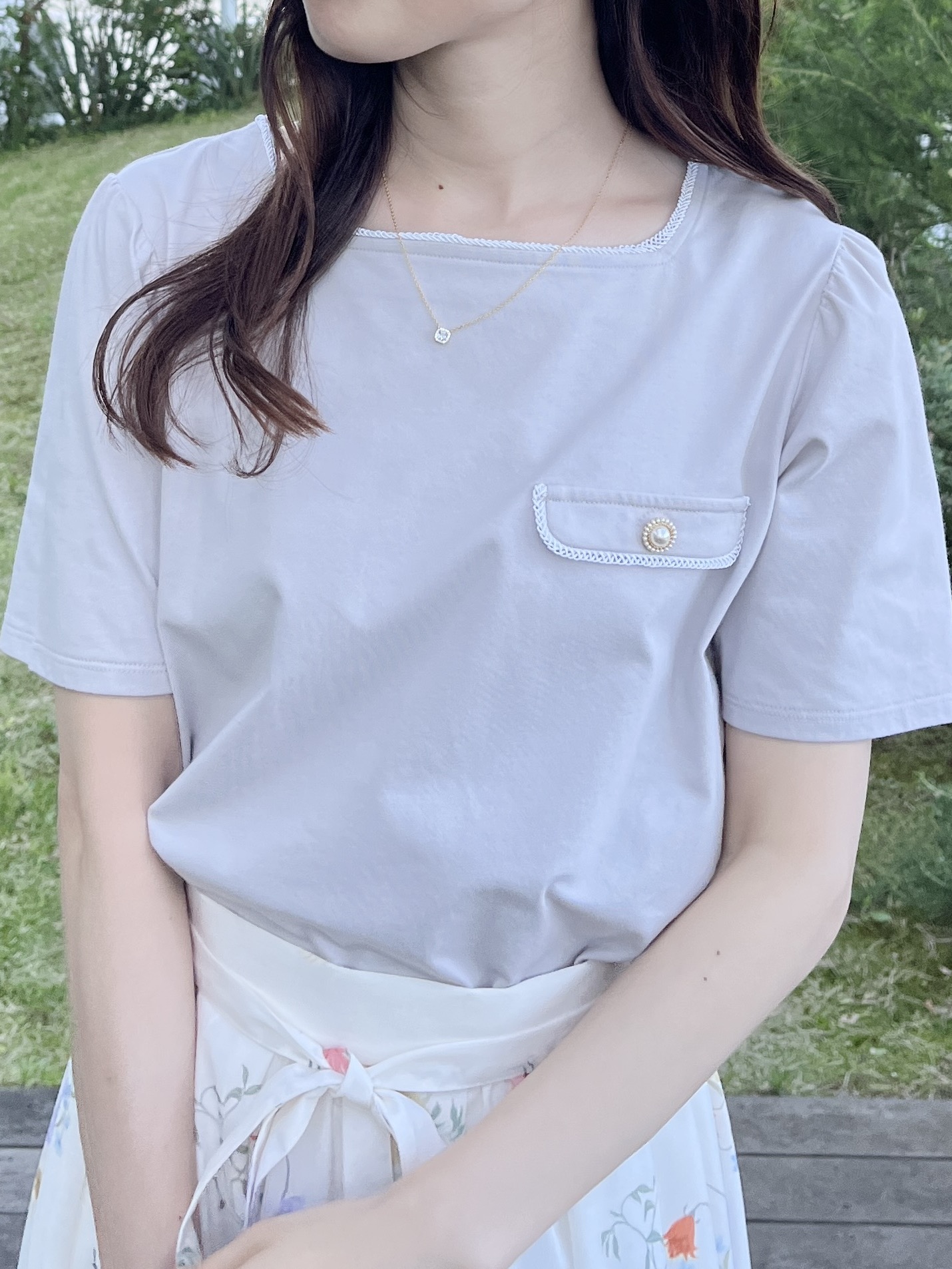 はばさんの「Couture brooch｜【接触冷感・UVカット・洗える】マリンコードTシャツ」を使ったコーディネート