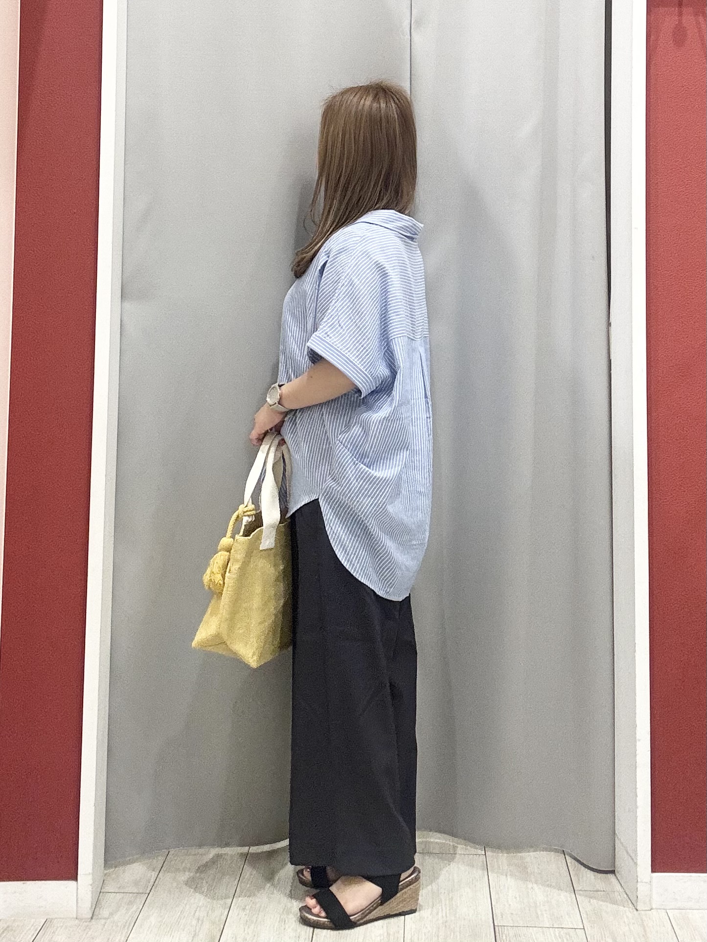 shioさんの「SHOO･LA･RUE｜【UV/吸水速乾/抗菌防臭】インせず着られる フレンチリネンスキッパーシャツ」を使ったコーディネート