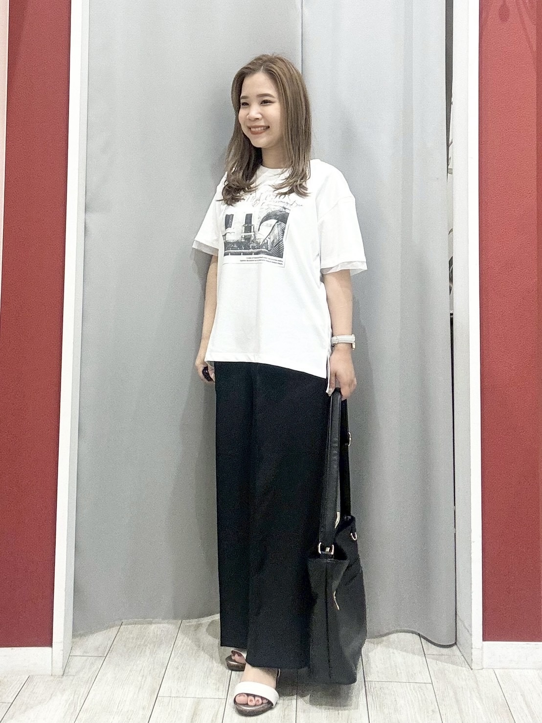 shioさんの「SHOO･LA･RUE｜【ひんやり/S-LL/洗濯機可】色・柄選べる お袖チュールレイヤード プリントアソートTシャツ」を使ったコーディネート