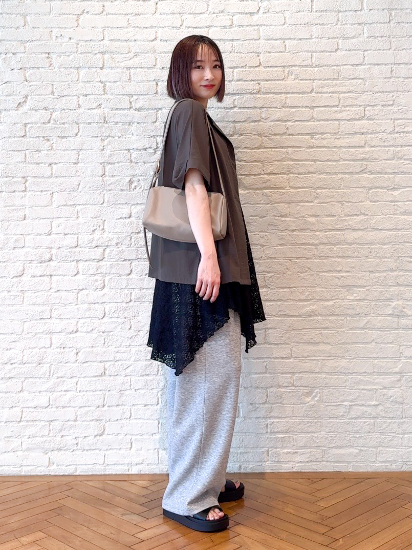 𝐜𝐡𝐢𝐤𝐚さんの「SHOO･LA･RUE｜【高レビュー/洗濯機可/セットアップ可】軽凛(かろりん) 半袖ジャケット」を使ったコーディネート