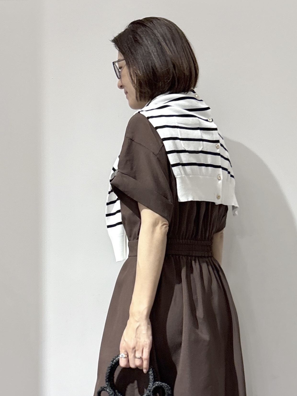 NAKAさんの「OPAQUE.CLIP｜【接触冷感／吸水速乾】リネンライク シャツワンピース《洗濯機OK》」を使ったコーディネート