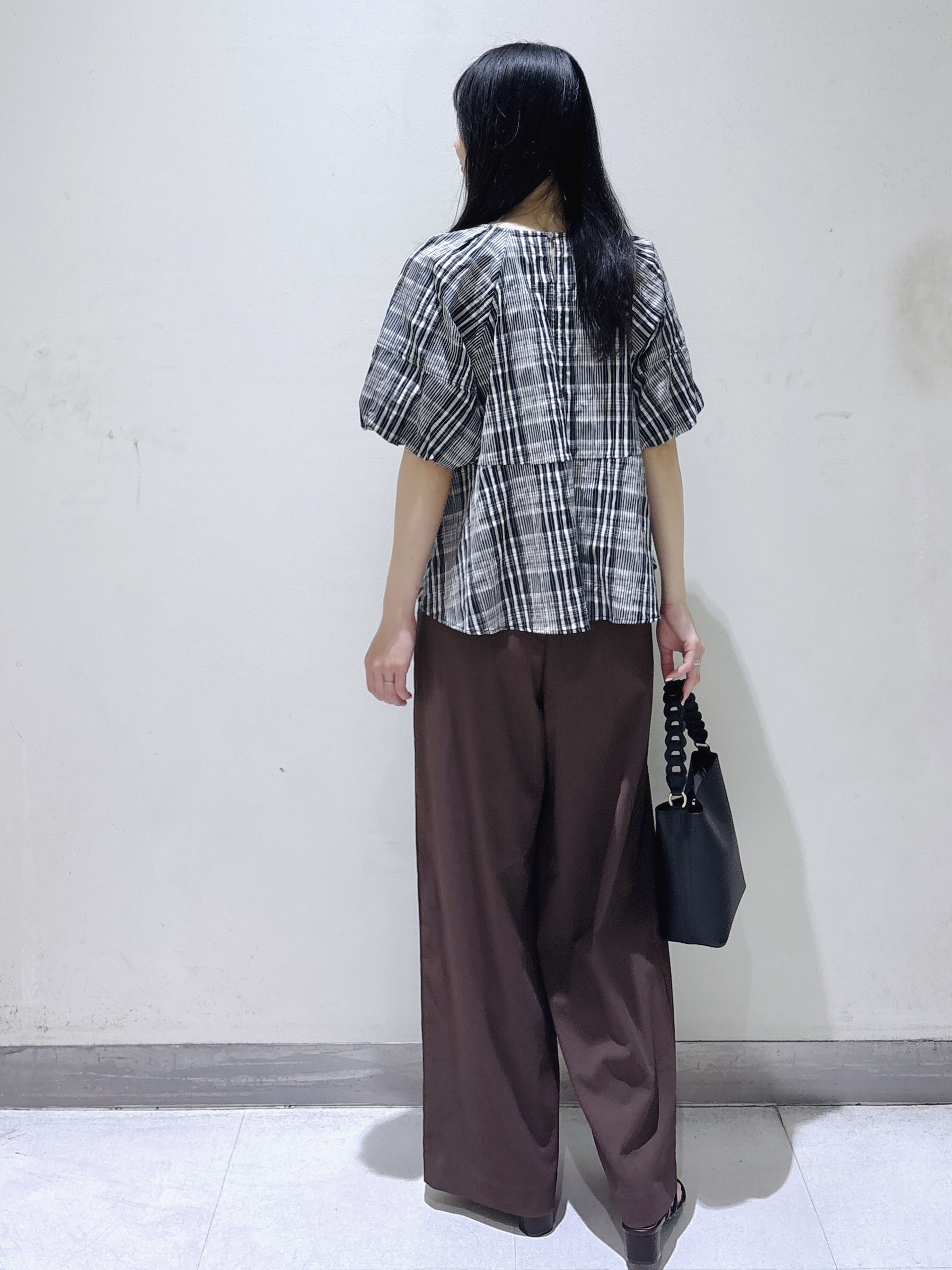 sachikoさんの「OPAQUE.CLIP｜チェック柄ペプラムブラウス【洗濯機OK】」を使ったコーディネート