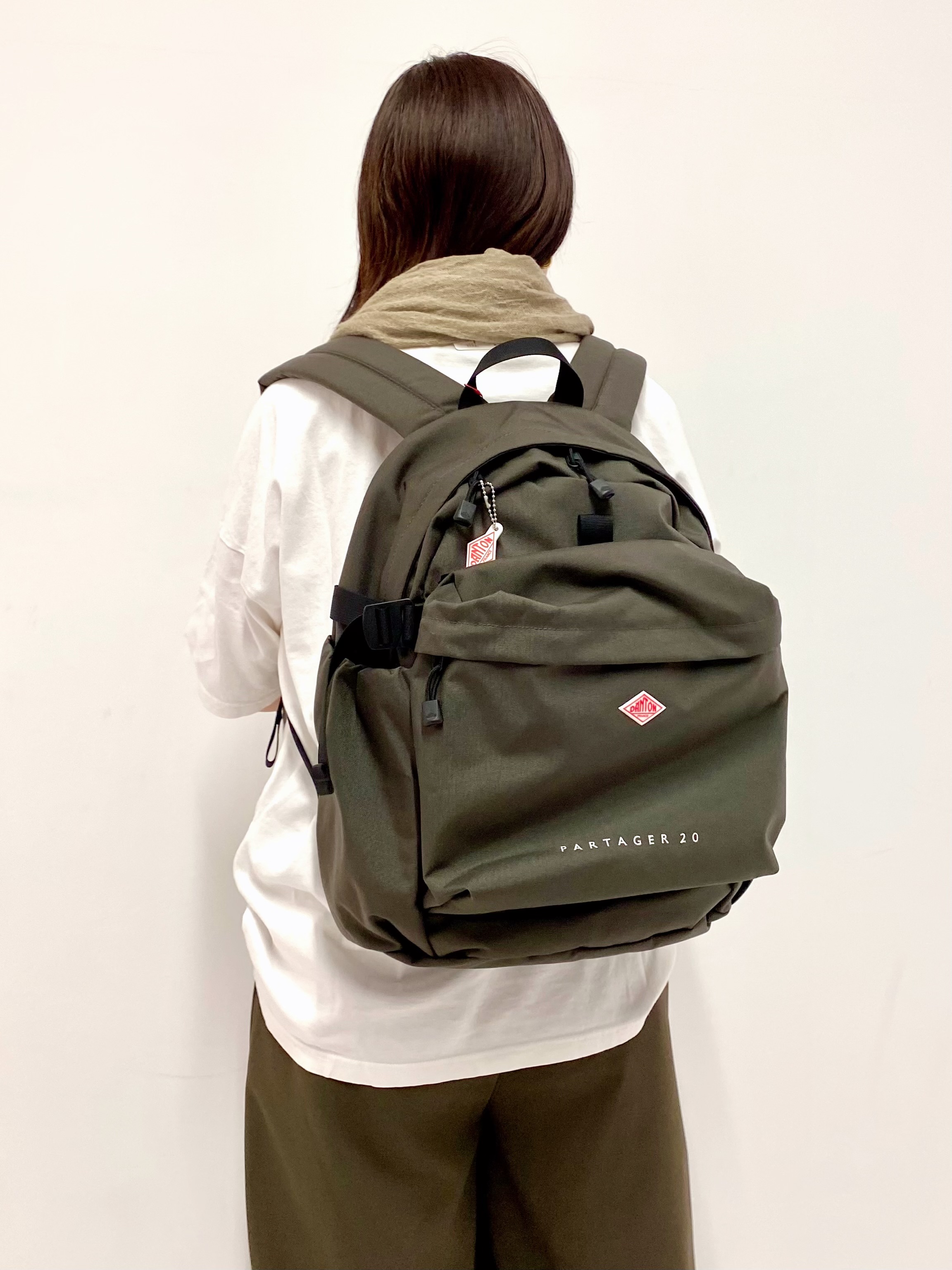 Sawaguchiさんの「DRESSTERIOR｜【接触冷感】イージーケアー クールタッチ ワイドパンツ」を使ったコーディネート