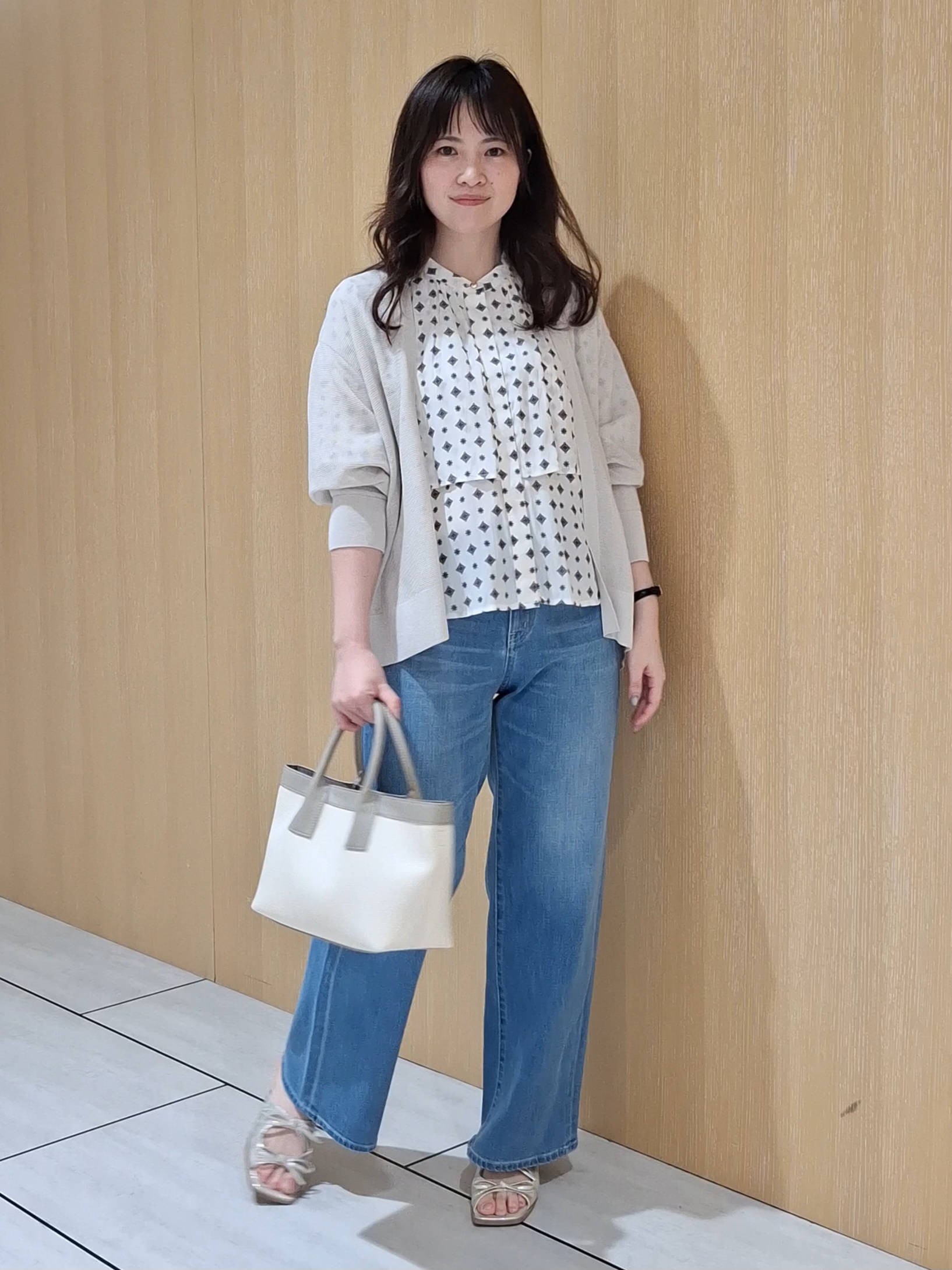 YuKaRiさんの「UNTITLED｜【日除け・冷房対策に】コットンリネンカーディガン」を使ったコーディネート