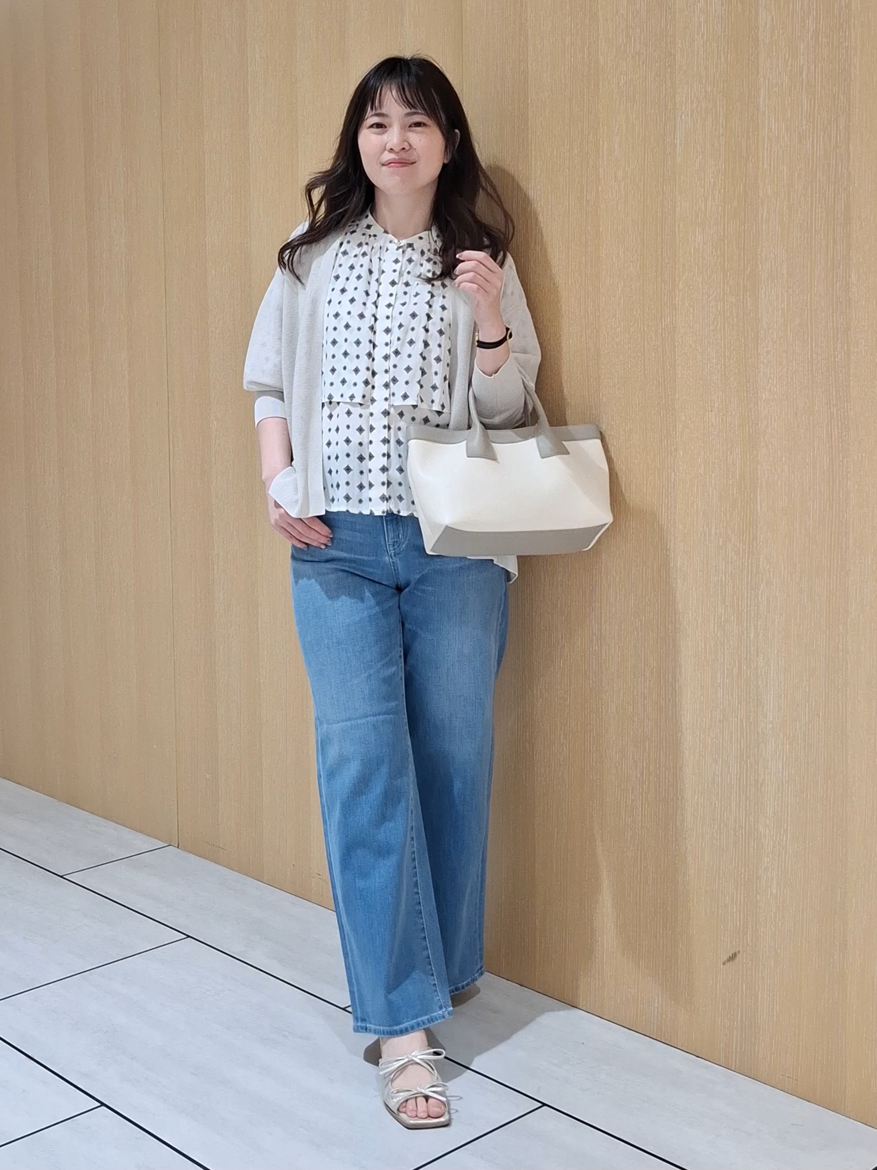 YuKaRiさんの「UNTITLED｜【日除け・冷房対策に】コットンリネンカーディガン」を使ったコーディネート