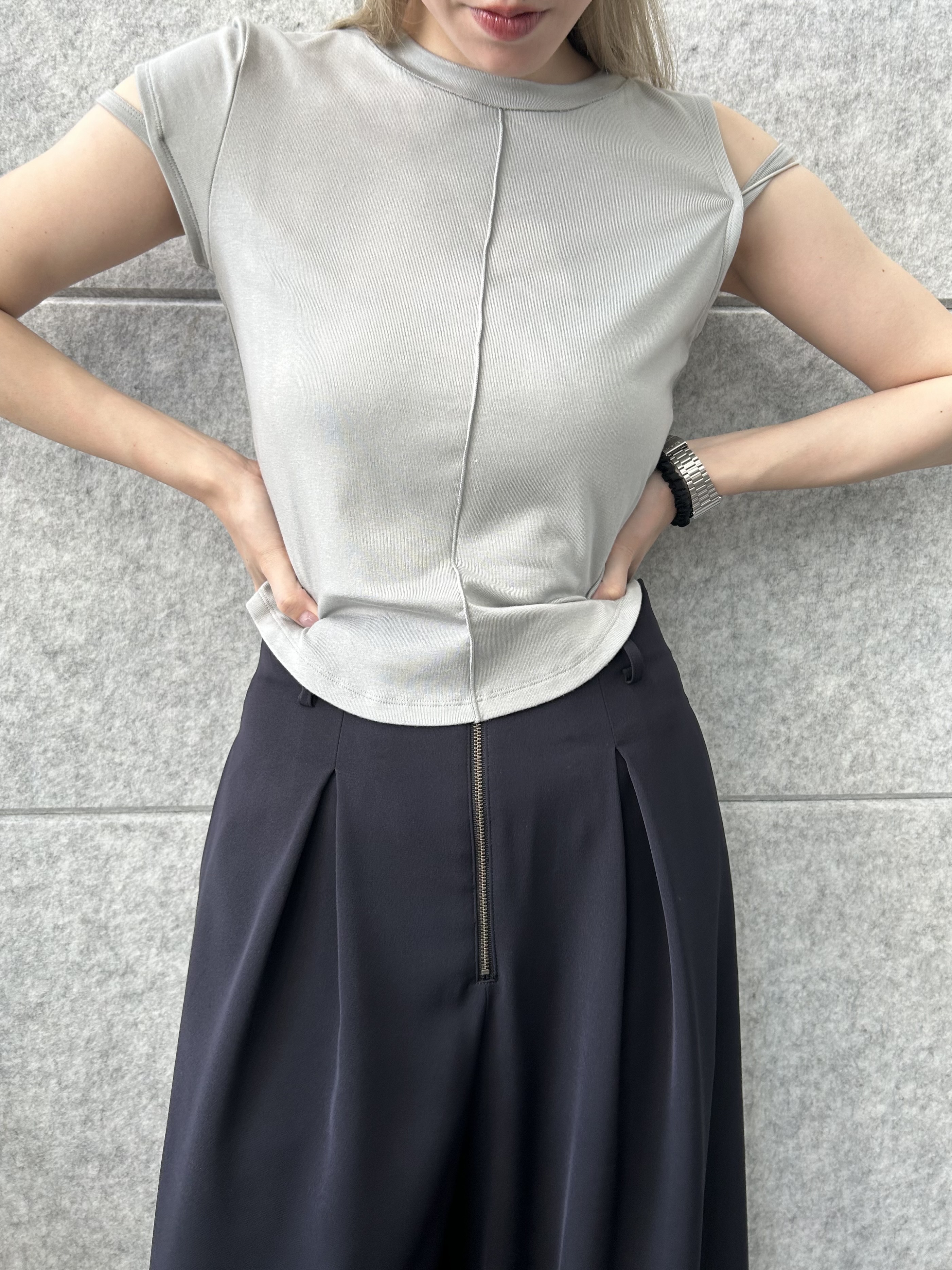 honoka Aさんの「CODE A｜compact edge tee」を使ったコーディネート