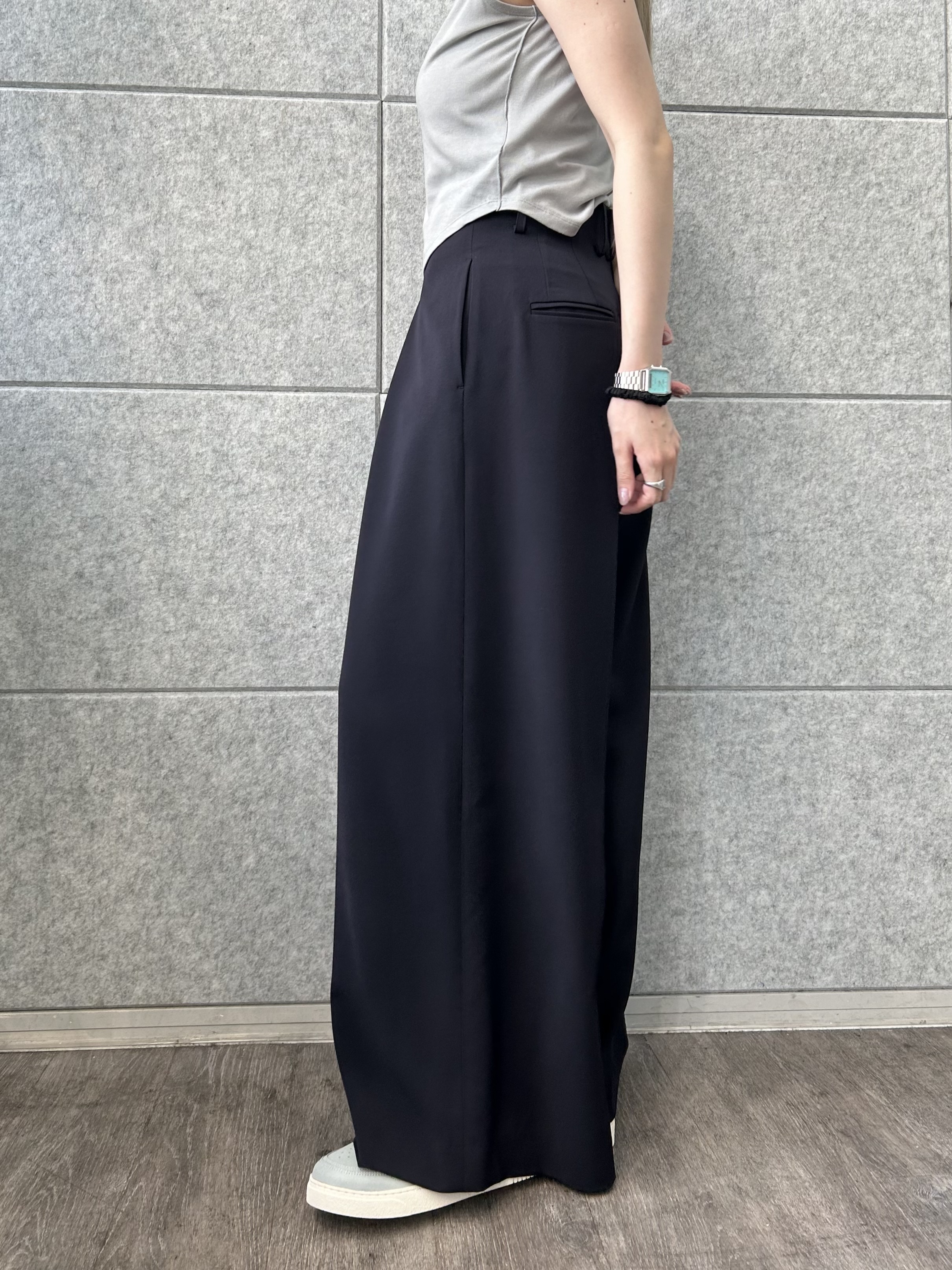 honoka Aさんの「CODE A｜compact edge tee」を使ったコーディネート