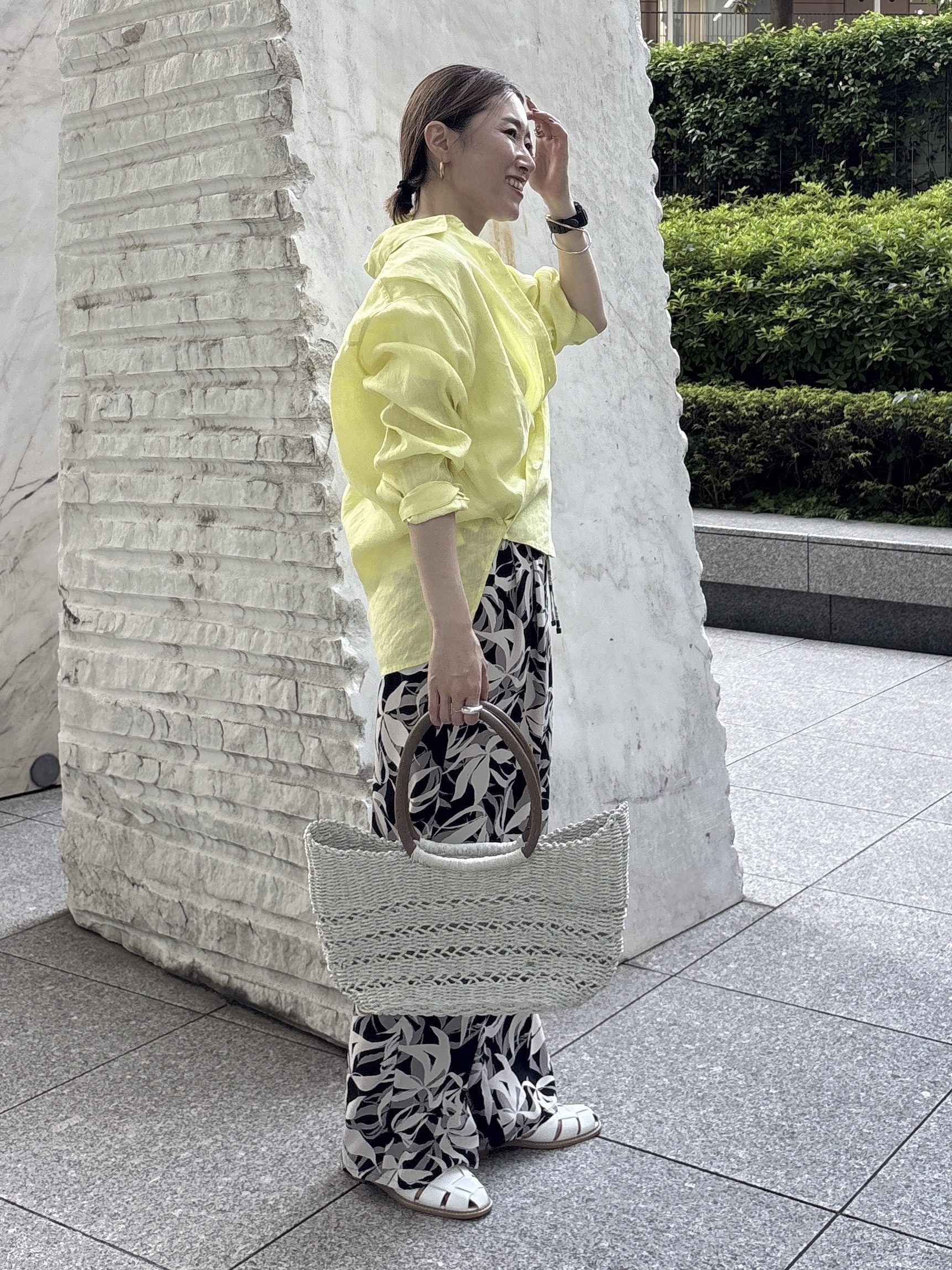 kotakiさんの「INDIVI｜【接触冷感／2WAY】カシュクールリネンシャツ」を使ったコーディネート