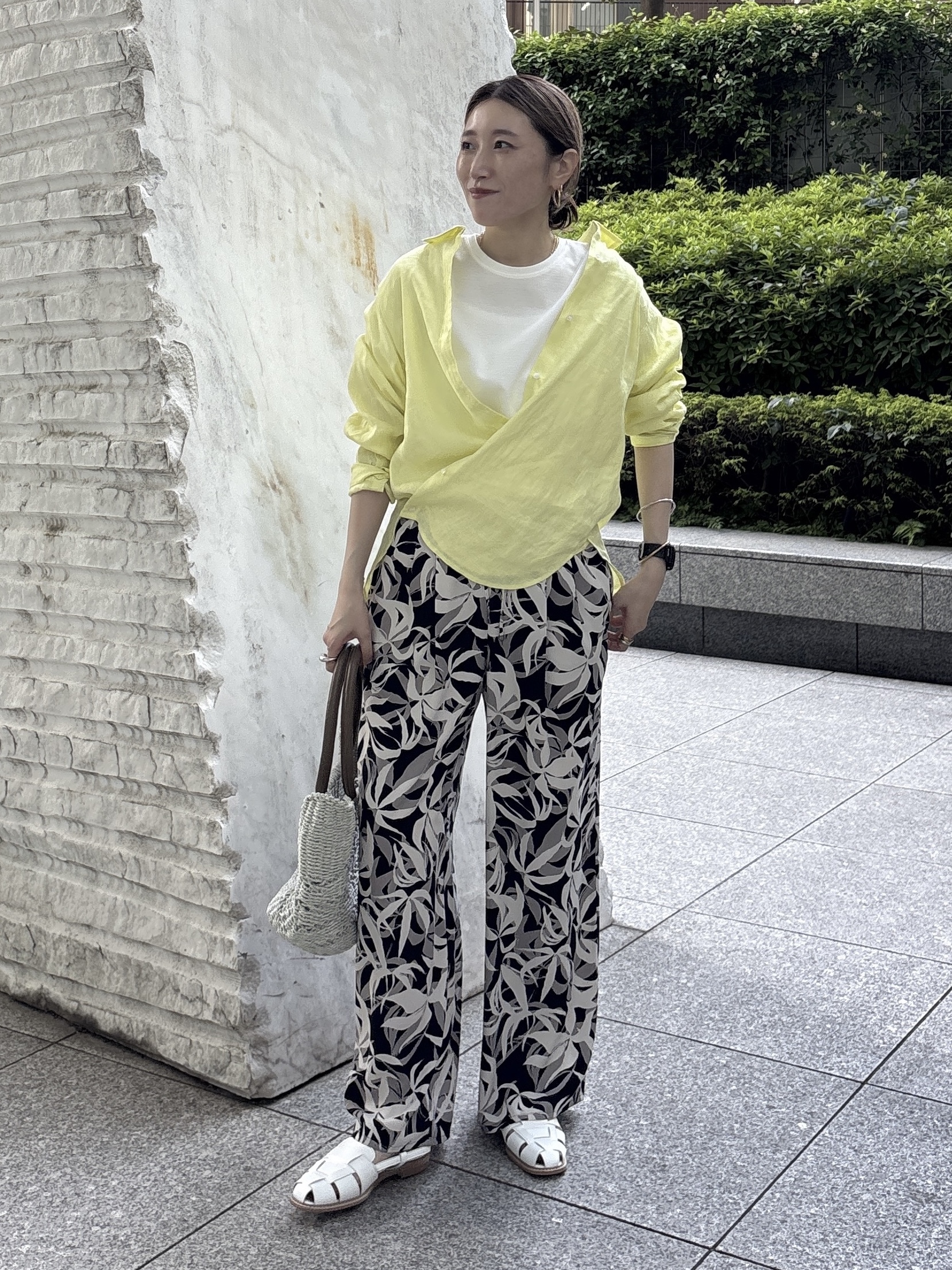 kotakiさんの「INDIVI｜【接触冷感／2WAY】カシュクールリネンシャツ」を使ったコーディネート
