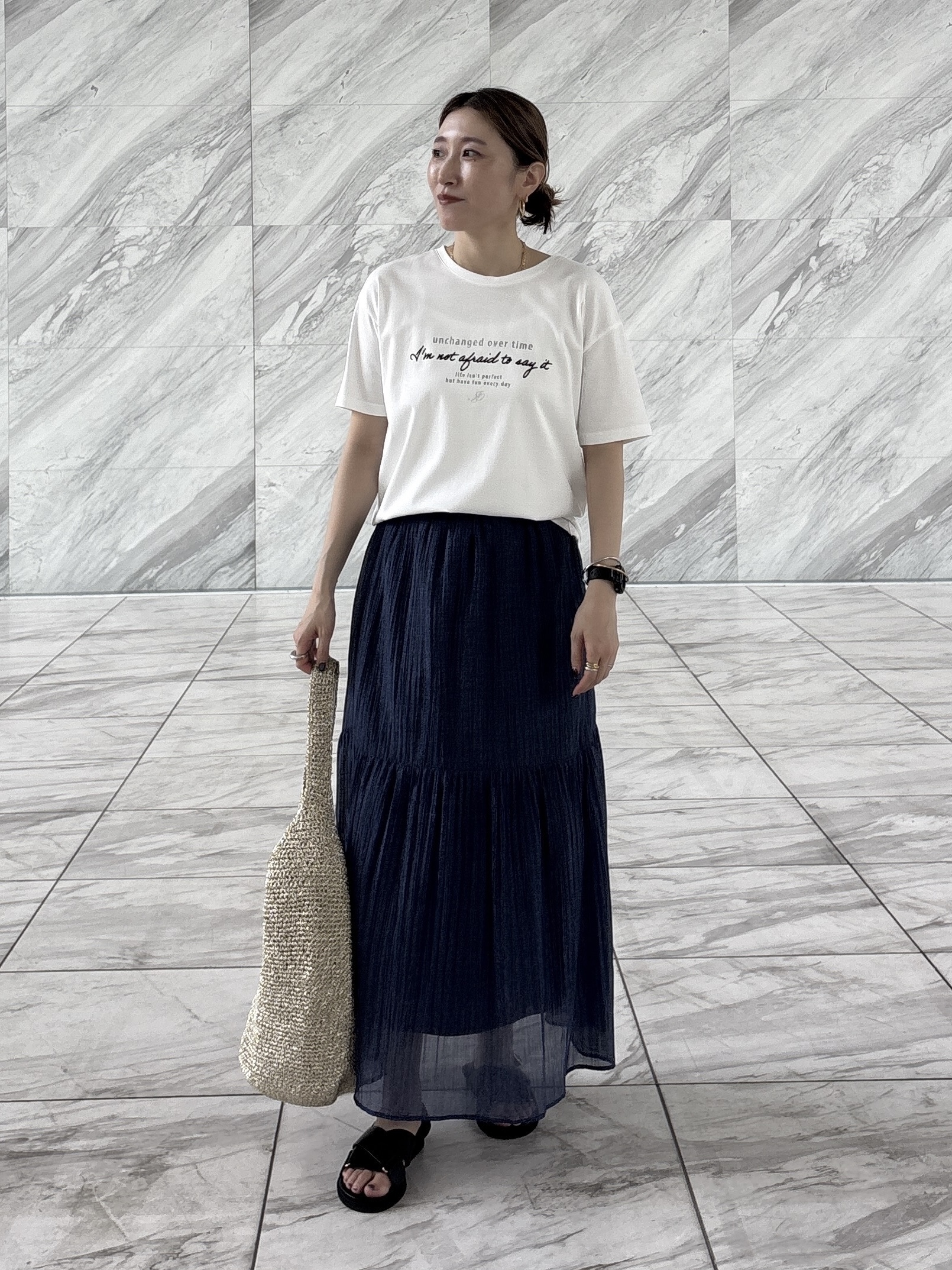 kotakiさんの「INDIVI｜【UVケア／選べるグラフィック】スムースジャージTシャツ」を使ったコーディネート