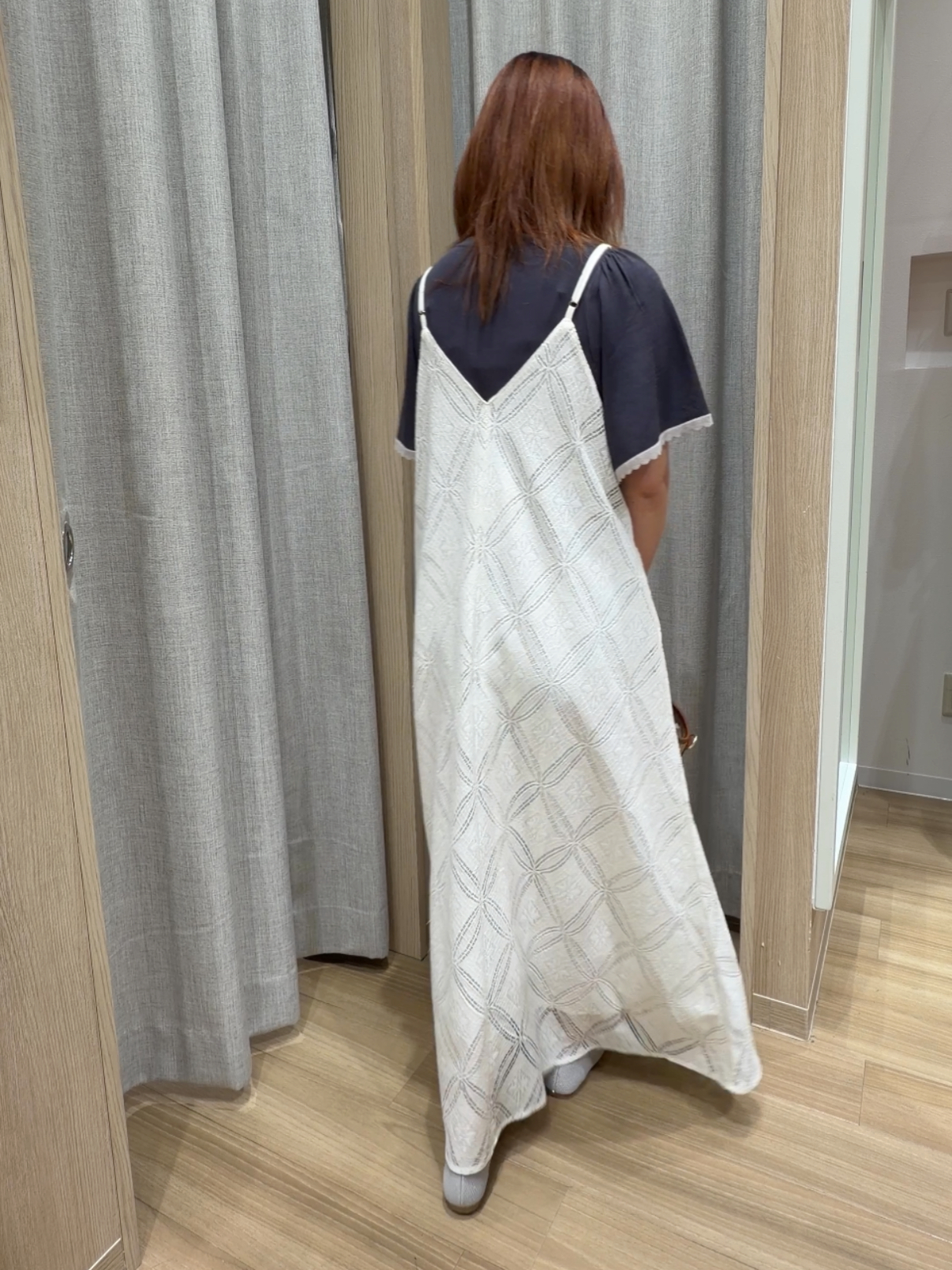 Fumikaさんの「grove｜高評価！【シリーズ累計36万枚！名品ニット】やわらかドライタッチ スカラップスリーブニット」を使ったコーディネート