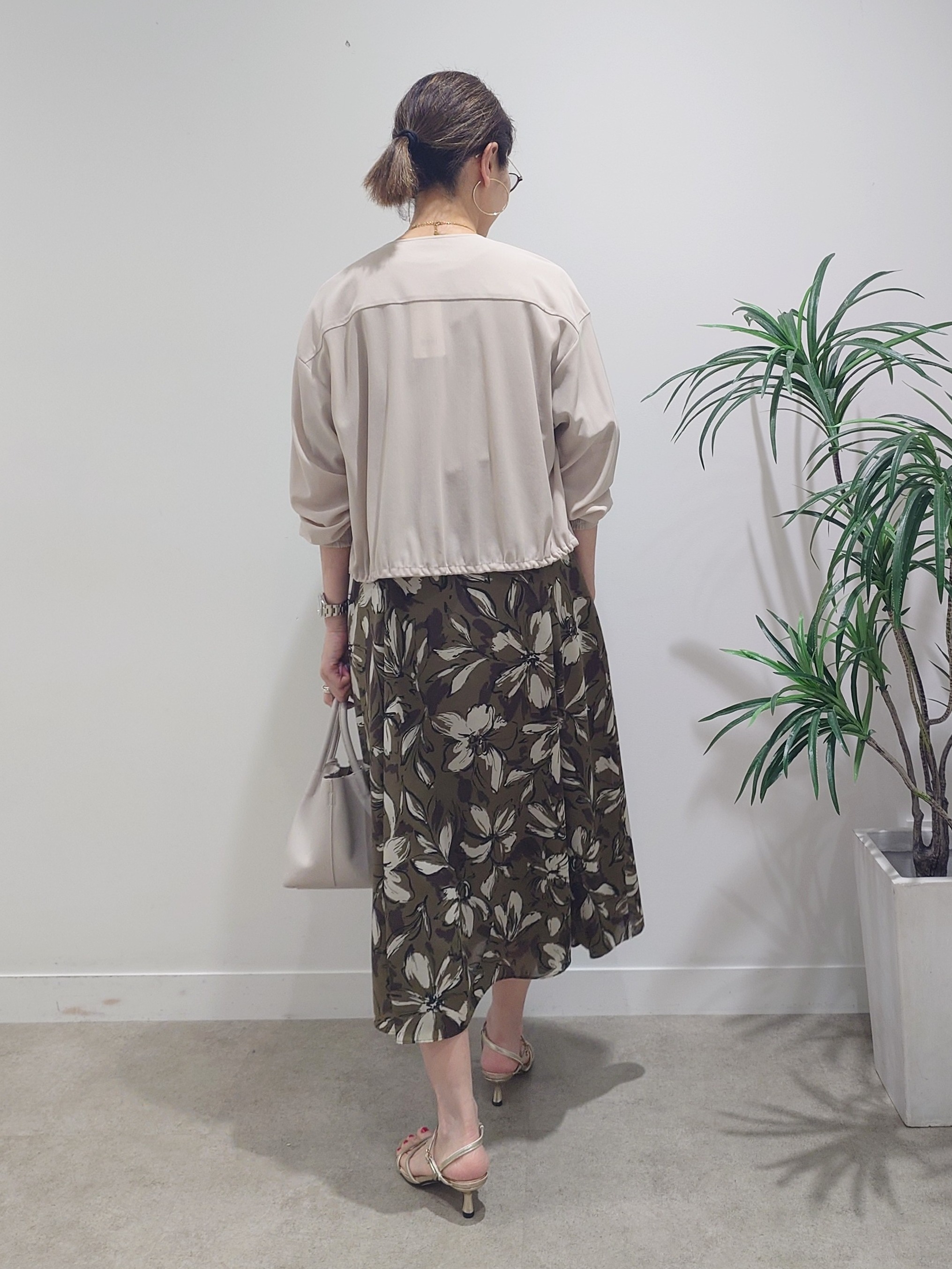 MUTSUKOさんの「UNTITLED｜◆【洗える】シアーブルゾン」を使ったコーディネート