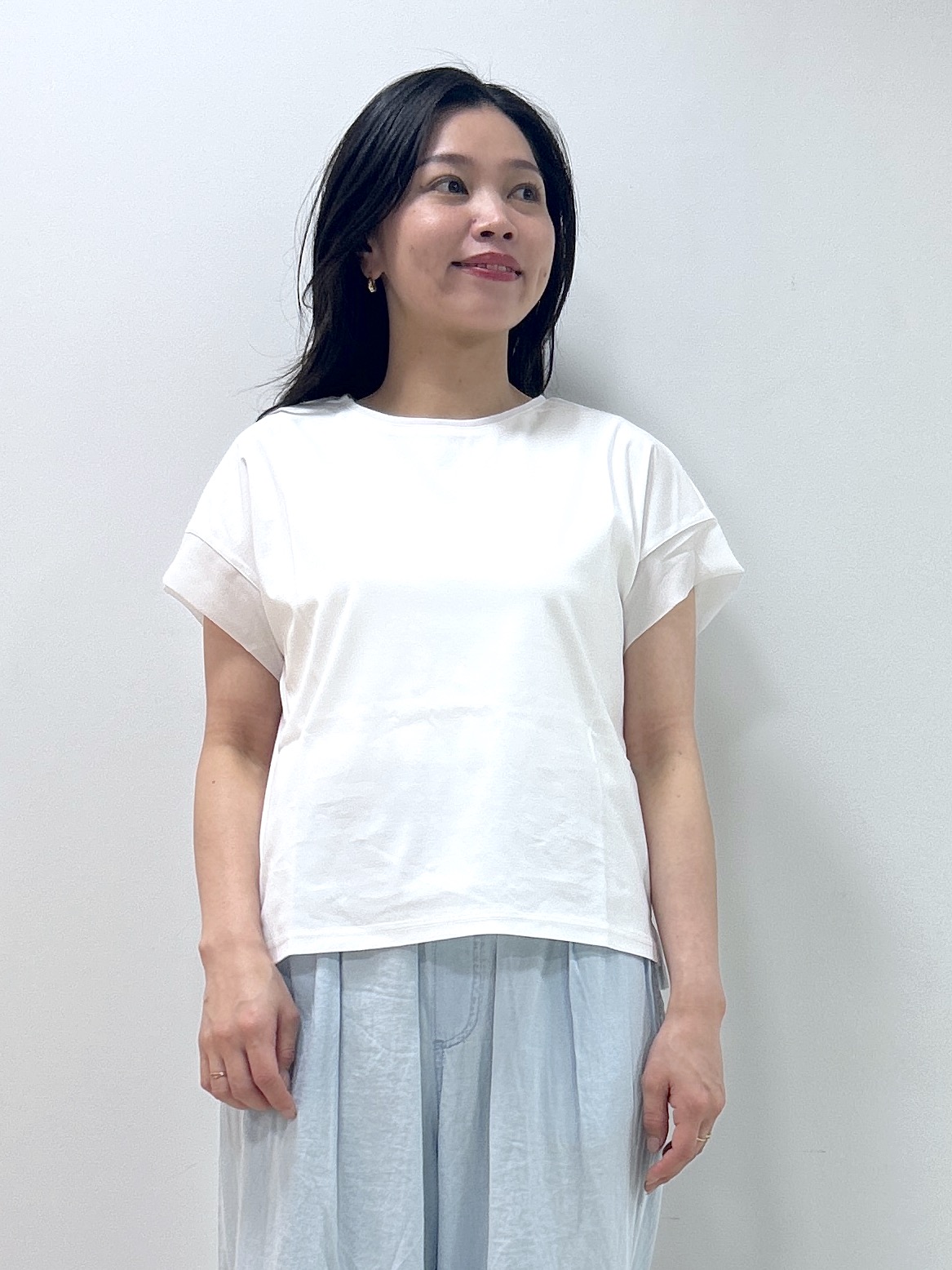Kaiさんの「Dessin｜【UVカット/接触冷感】美光沢カットソー」を使ったコーディネート