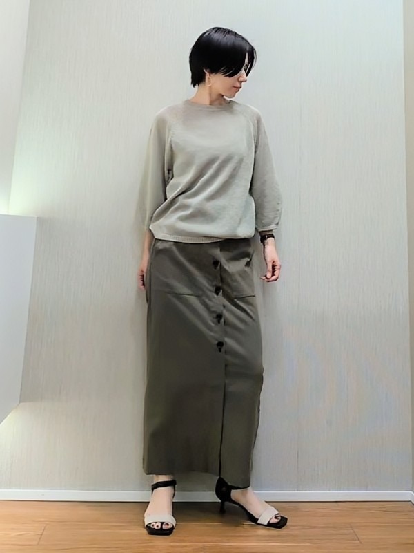 ミズタさんの「UNTITLED｜◆【2WAY/マシンウォッシャブル】カシュクールデザインシャツ」を使ったコーディネート