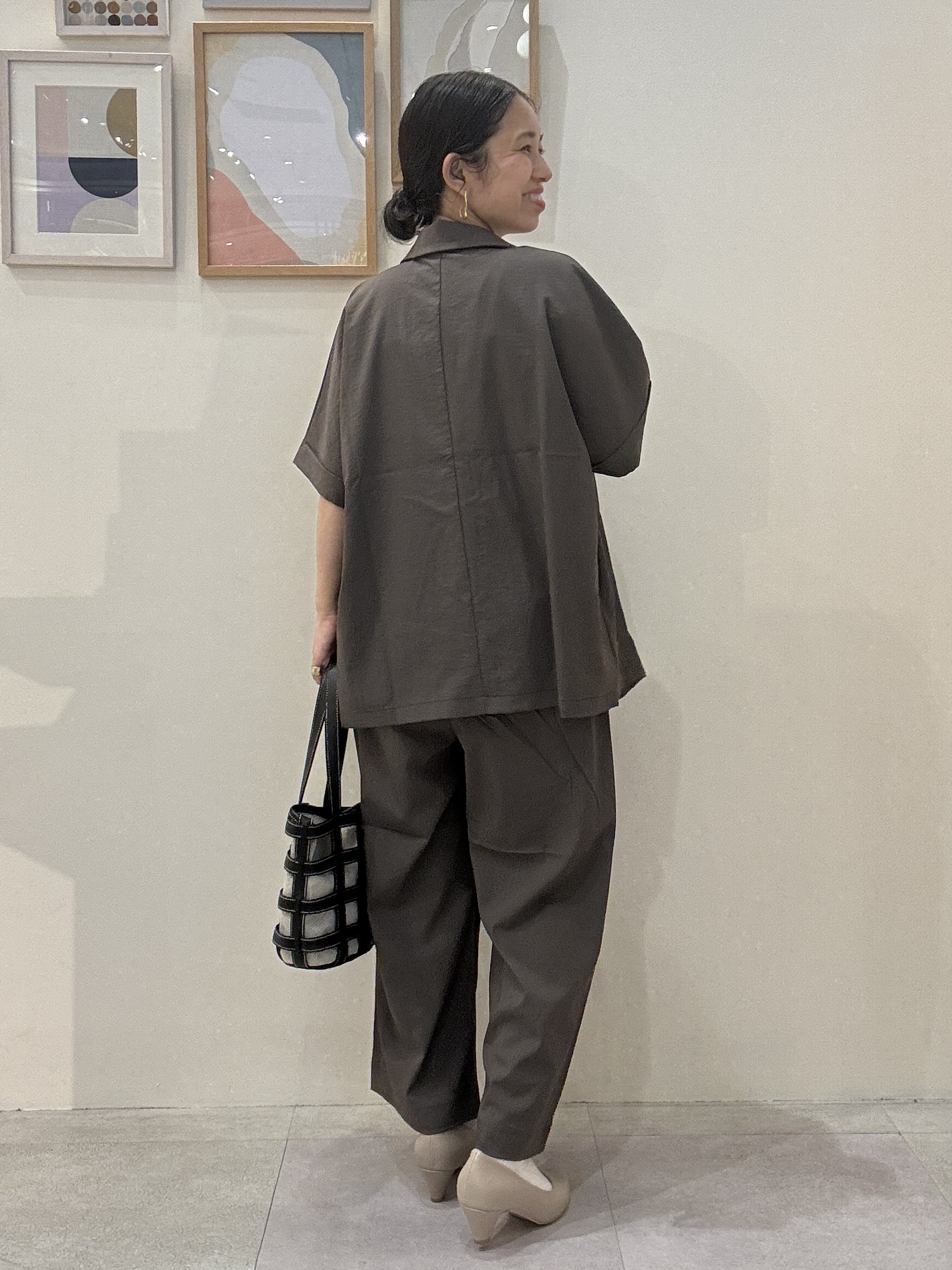 たけぴさんの「SHOO･LA･RUE｜【高レビュー/洗濯機可/セットアップ可】軽凛(かろりん) 半袖ジャケット」を使ったコーディネート