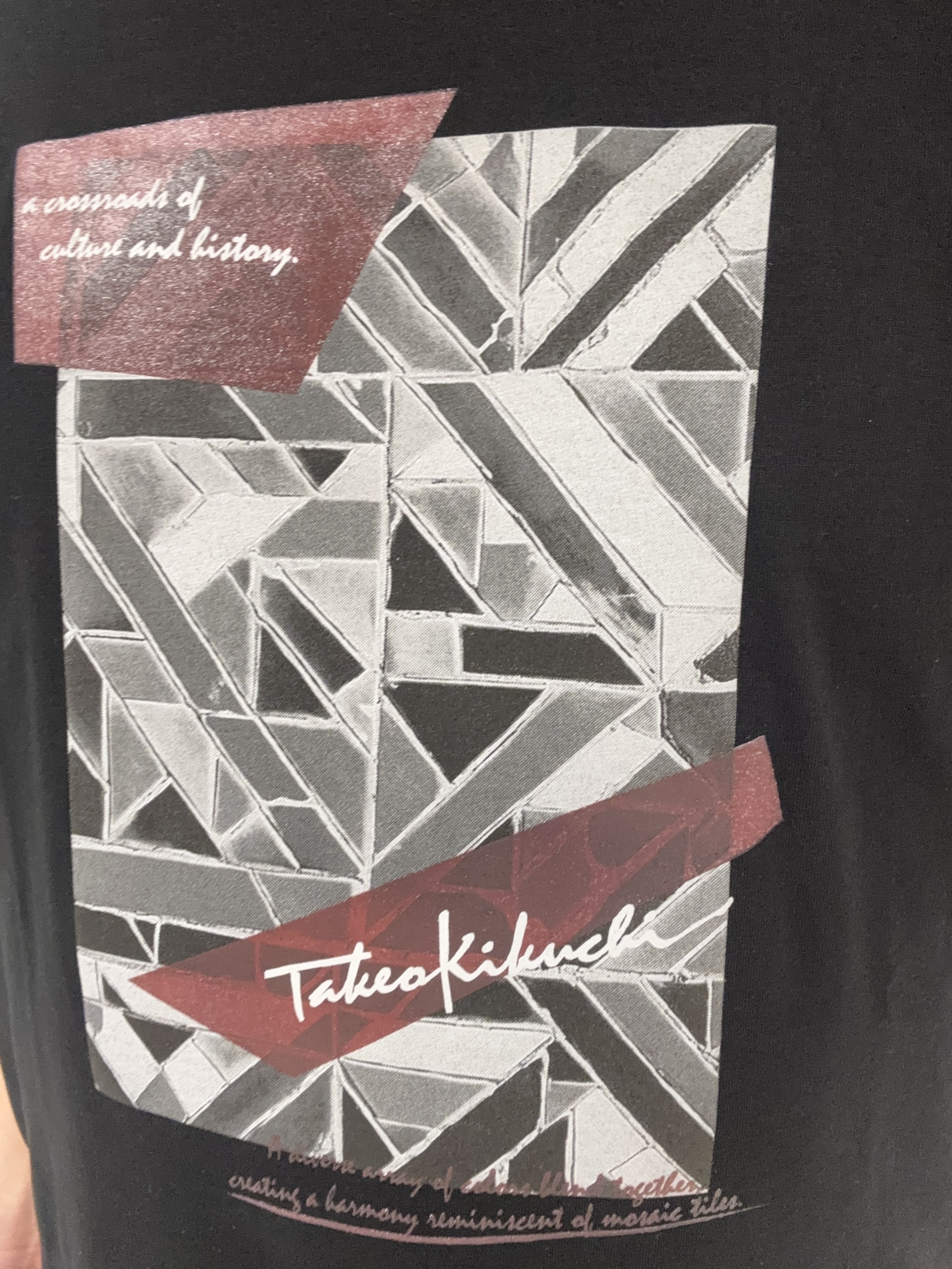 及川さんの「TAKEO KIKUCHI｜モノクロタイルTシャツ」を使ったコーディネート