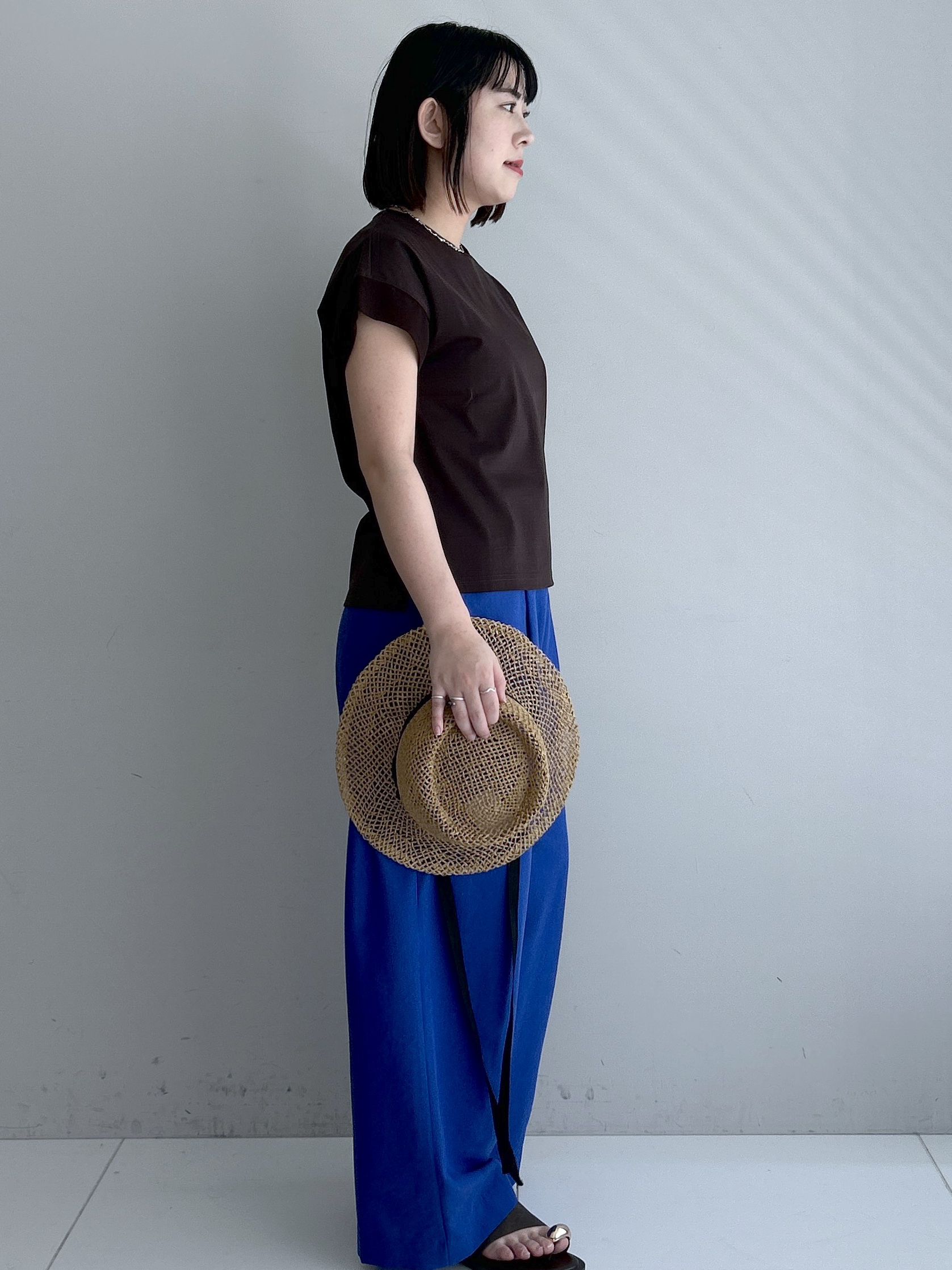 Hirokaさんの「Dessin｜【UVカット/接触冷感】美光沢カットソー」を使ったコーディネート
